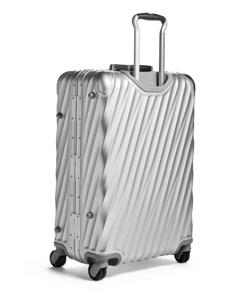 TUMI 4 Rollen Trolley M 19 Degree Aluminium  66cm  Silver Taschen & Rucksaecke