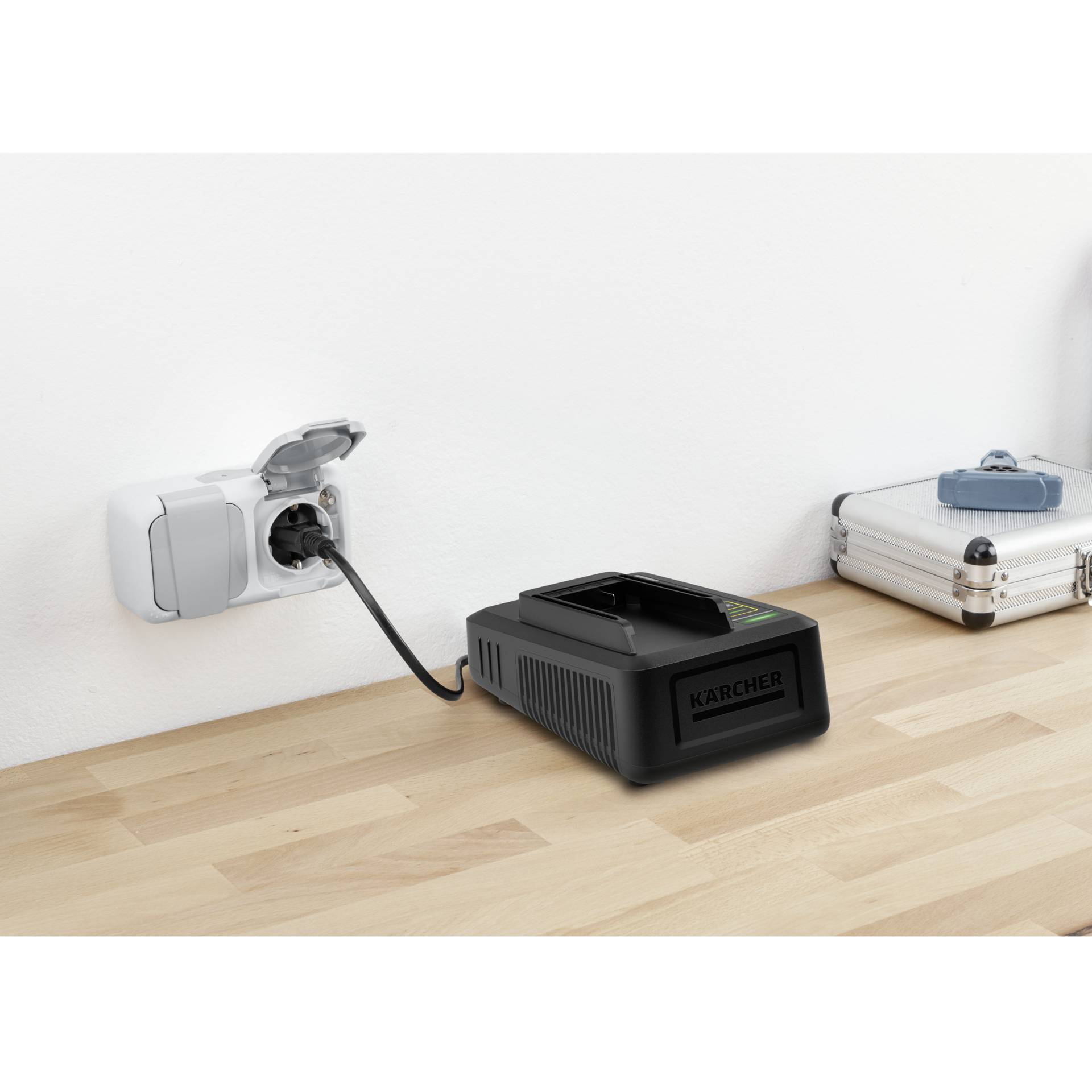 Kaercher Battery Power 18V Schnellladegeraet Staubsauger & Reiniger