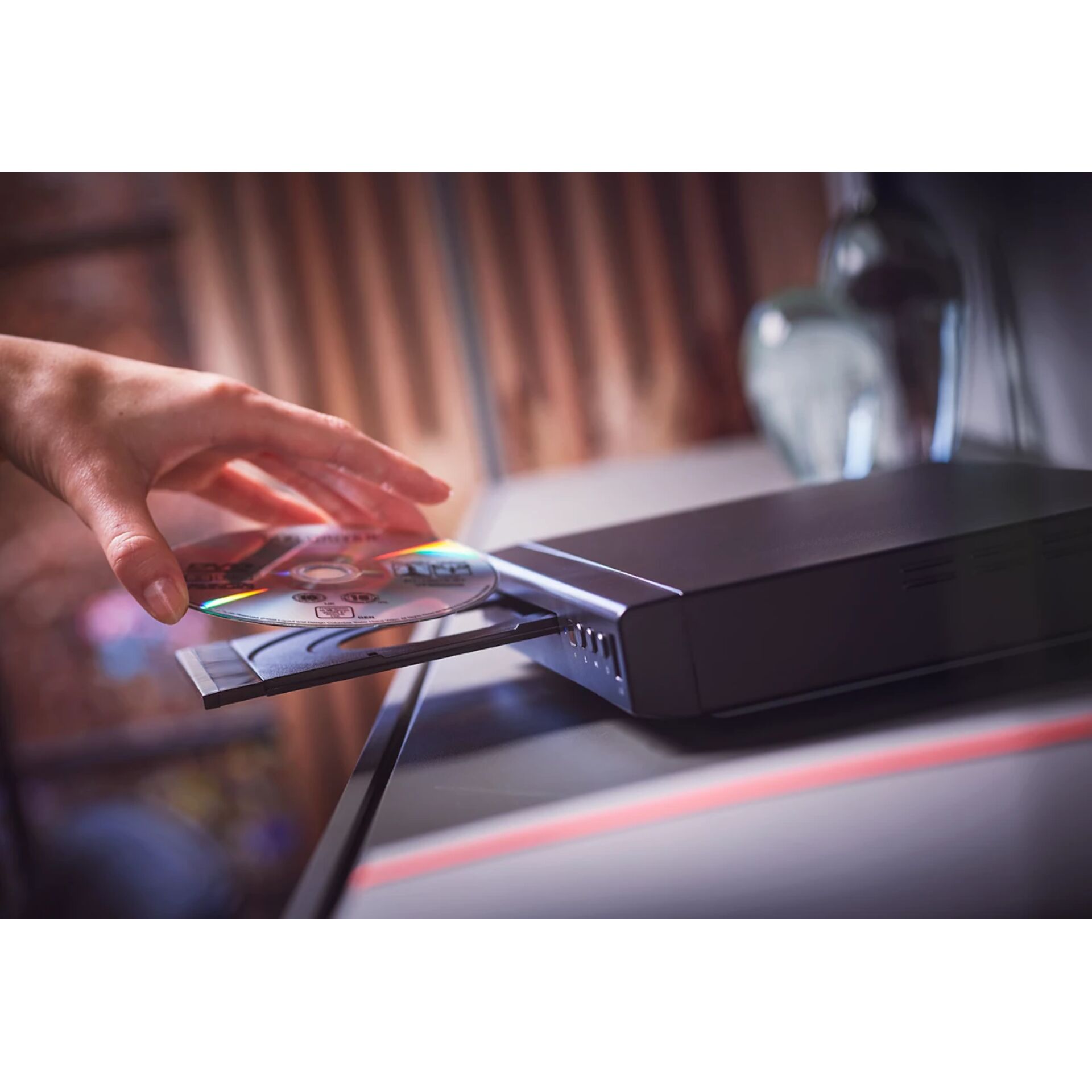 Philips 2000 series TAEP200 DVD Player Schwarz Video & Audio