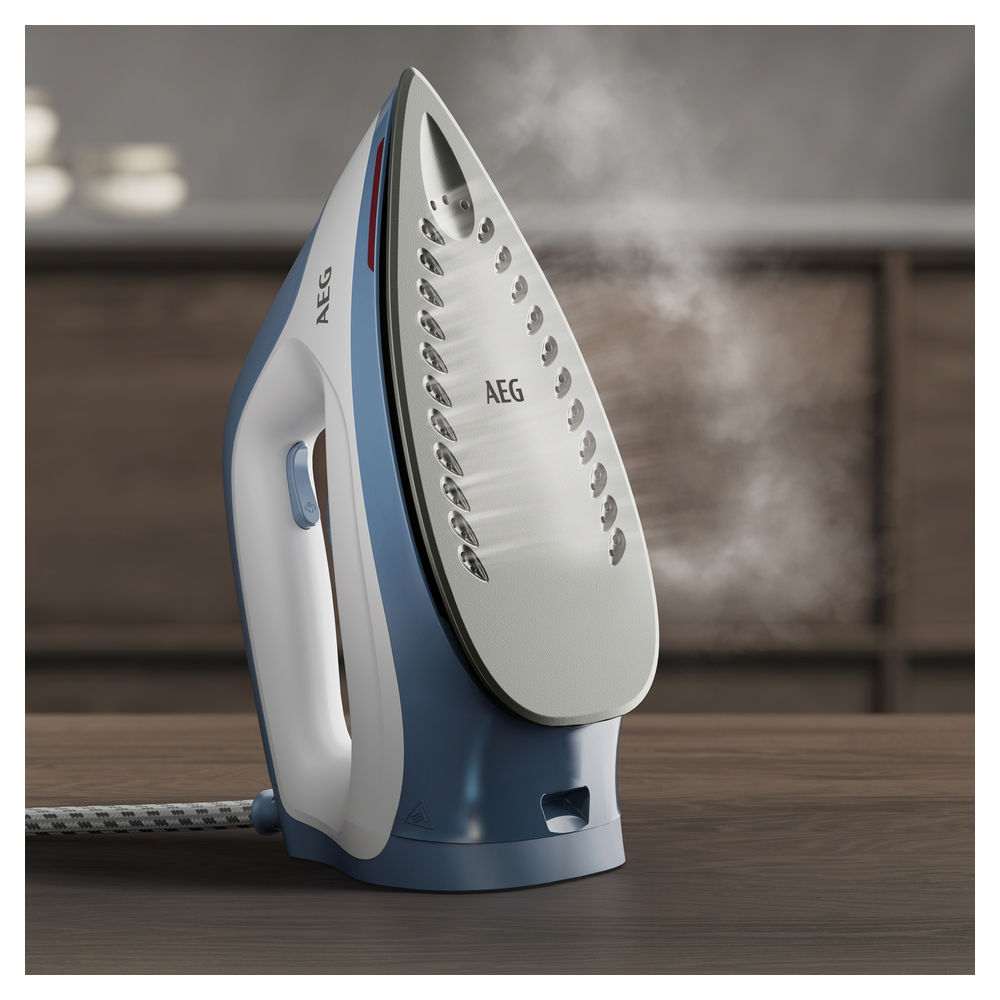AEG Dampfbuegelstation Gentle 5000 ST5 1 2DB Buegeln & Naehen