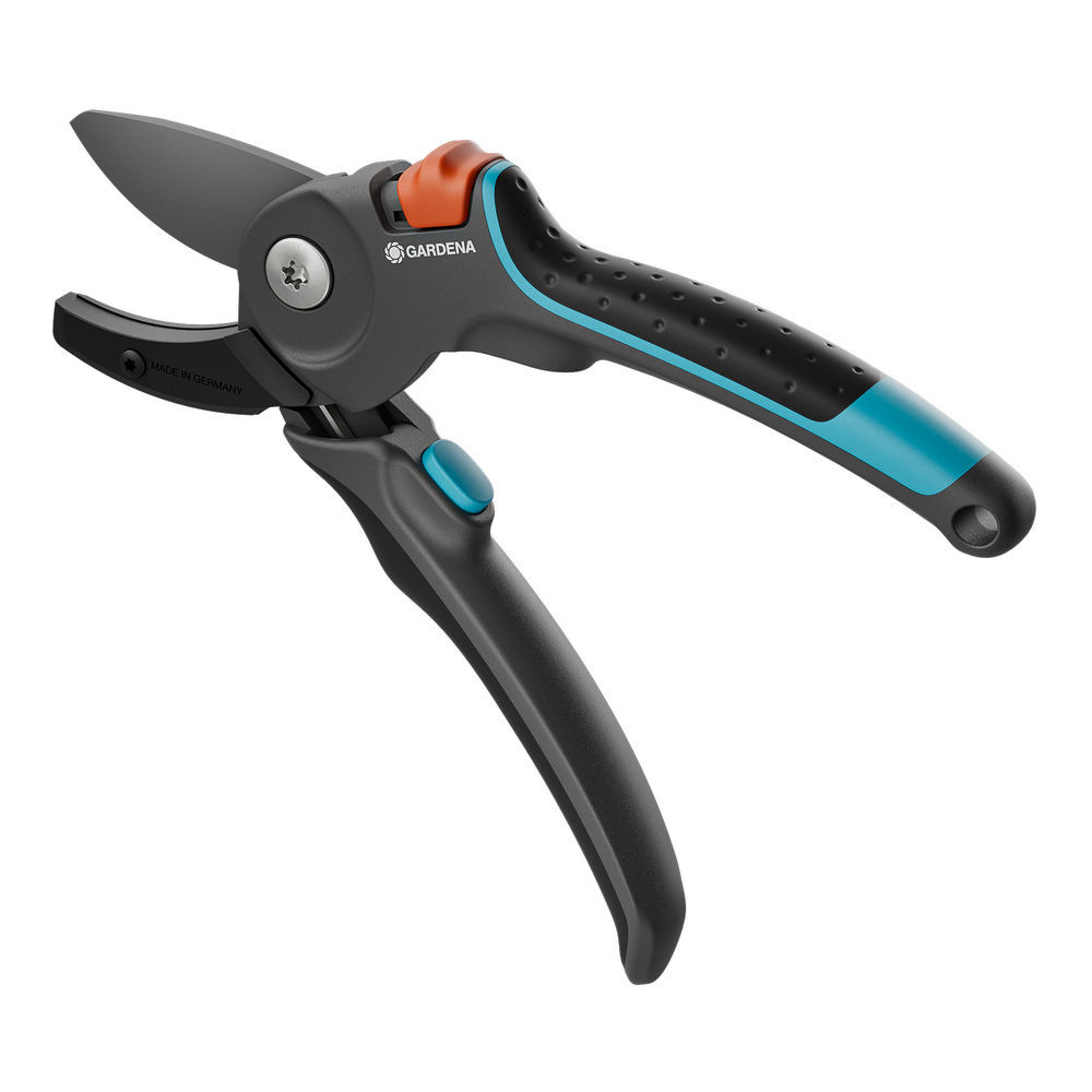 GARDENA Gartenschere PremiumCut Pro fuer trockenes Holz 12250 20 Garten- & Baumscheren