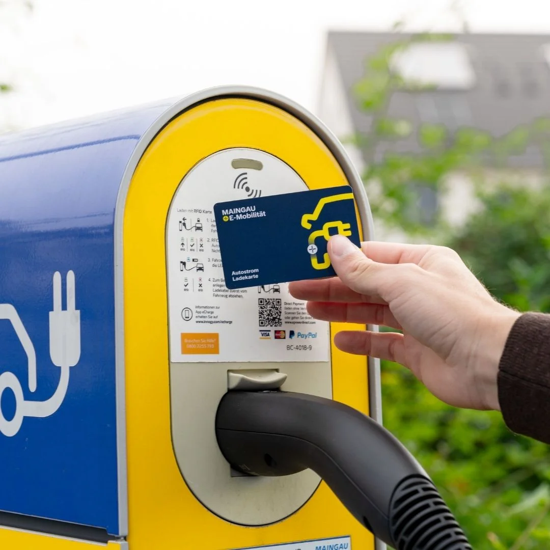 MAINGAU Autostrom Ladekarte blau RFID