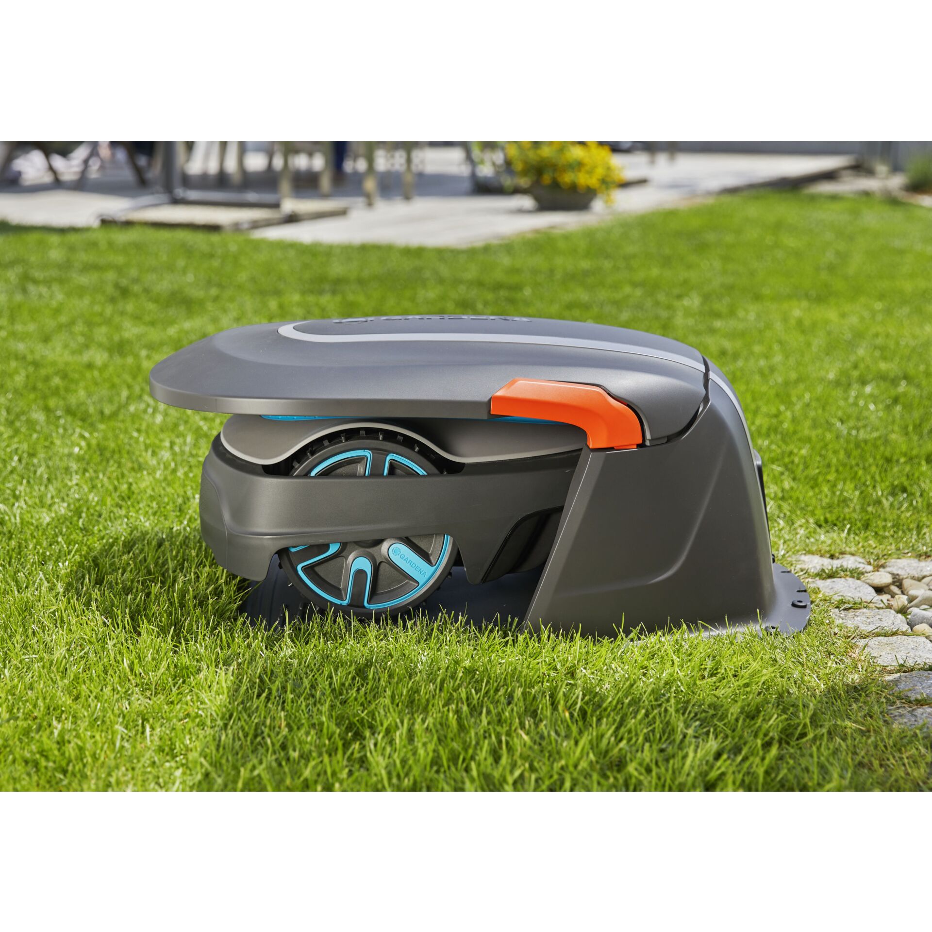 GARDENA Garage Maehroboter Gartenmaschinen