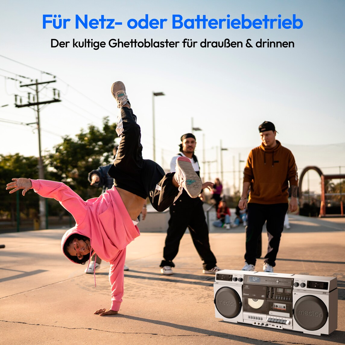 MEDION LIFE  P66538 Retro Boombox DAB  PLL UKW Radio  Bluetooth  5 3 fuer das Abspielen von Smartphone   Co  CD Player  Kassettendeck  X Bass Funktion  2 x 10 W RMS PC-Zubehoer
