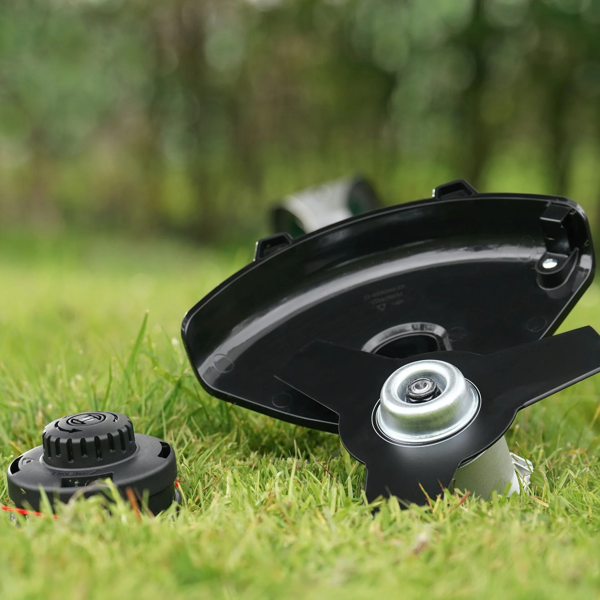 Bosch ADVANCEDBRUSHCUT 36V 23  750 Akku Rasentrimmer Gartenmaschinen