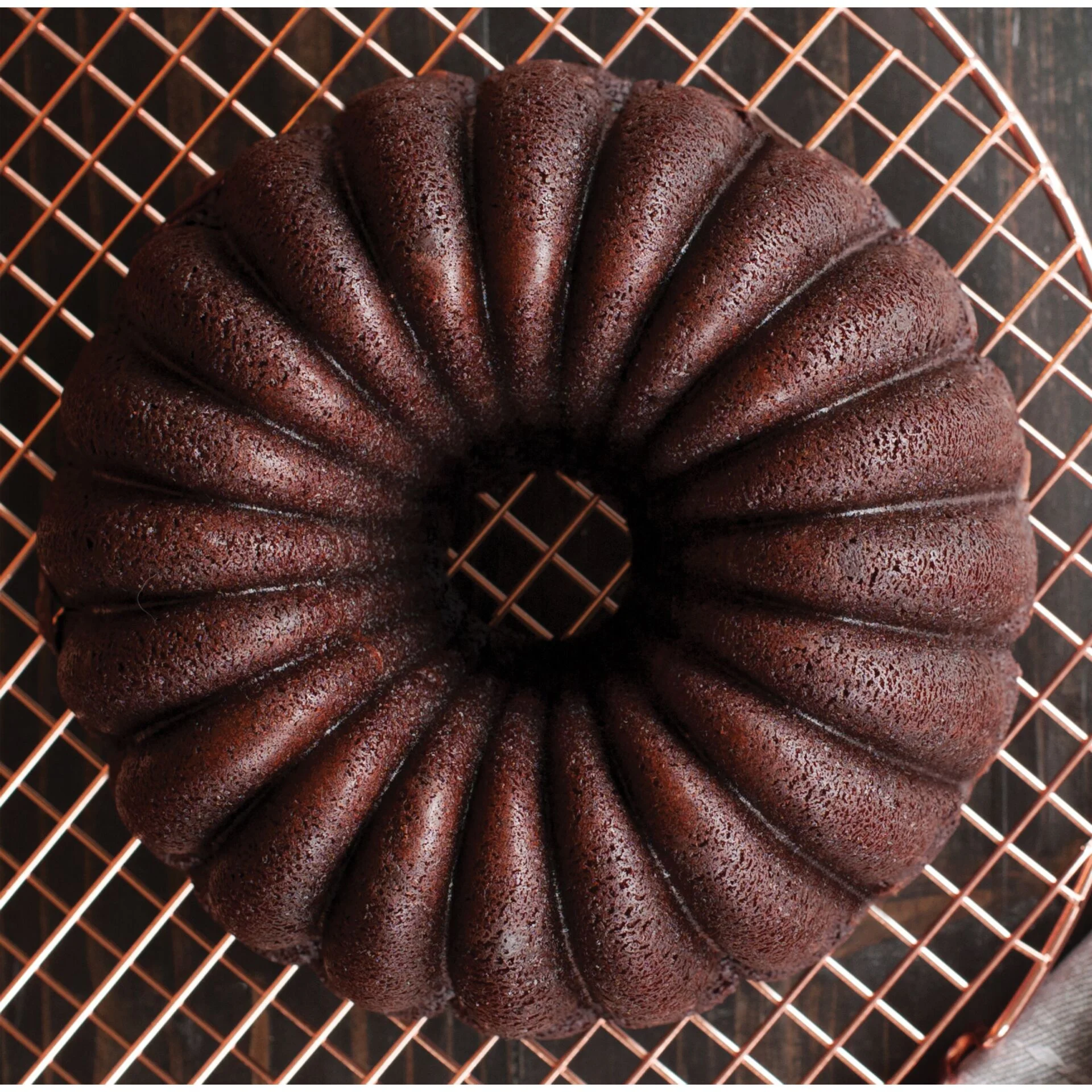Nordic Ware  Elegant Party Bundt Pan Speisenzubereitung