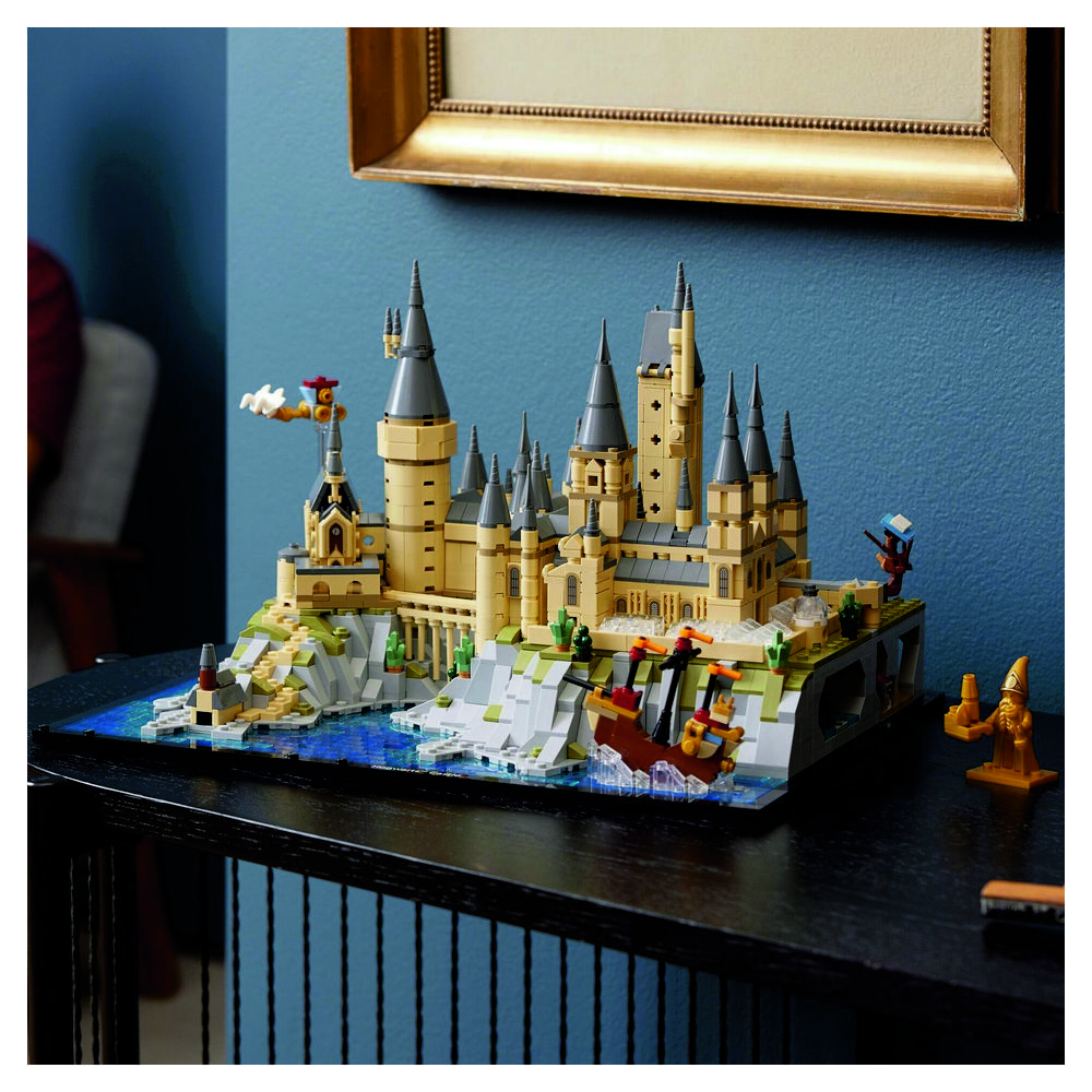 LEGO Harry Potter Schloss Hogwarts mit Schlossgelaende