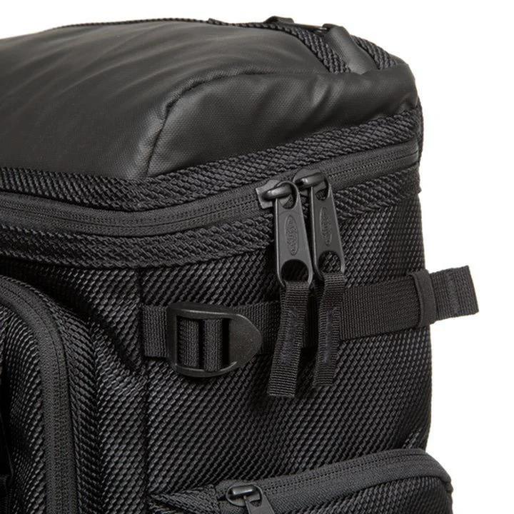 EASTPAK Rucksack TECUM TOP CNNCT Coat  23 Liter  schwarz Taschen & Rucksaecke