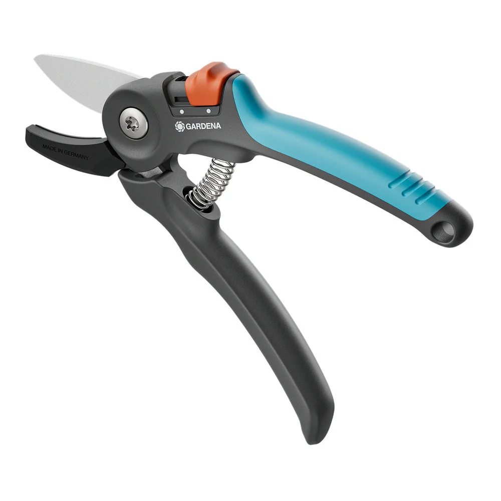 GARDENA Gartenschere PremiumCut fuer trockenes Holz 12240 20 Garten- & Baumscheren