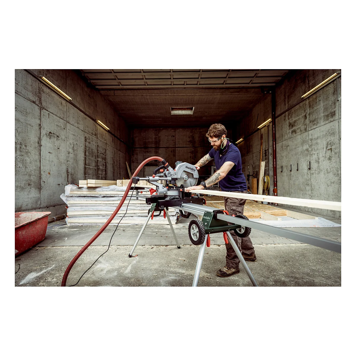 Metabo KGS305M Saegen