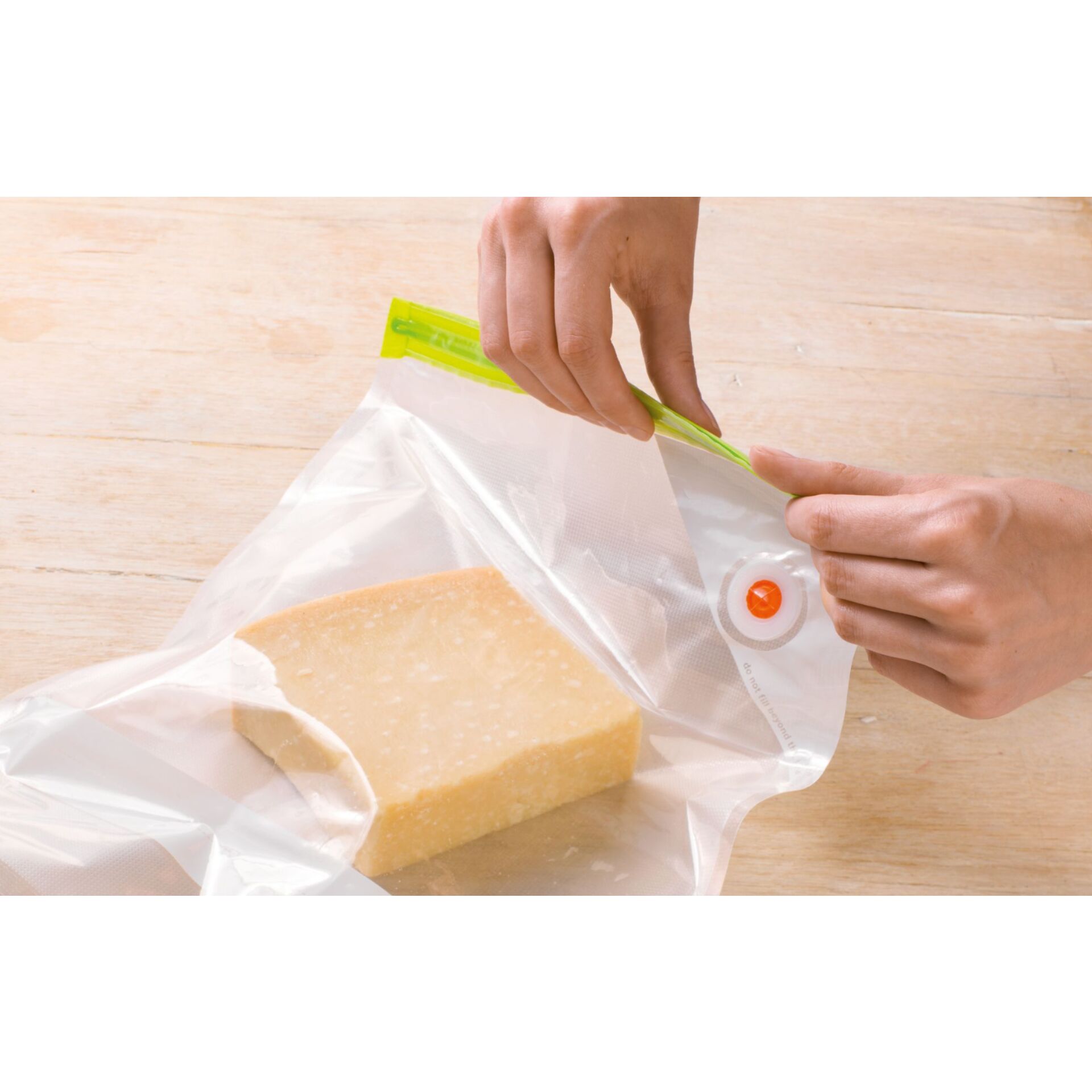 Bosch MSZV0FB1 Aufbewahrungsbeutel fuer Lebensmittel 1 2 l 10 Stueck e  Transparent Speisenzubereitung