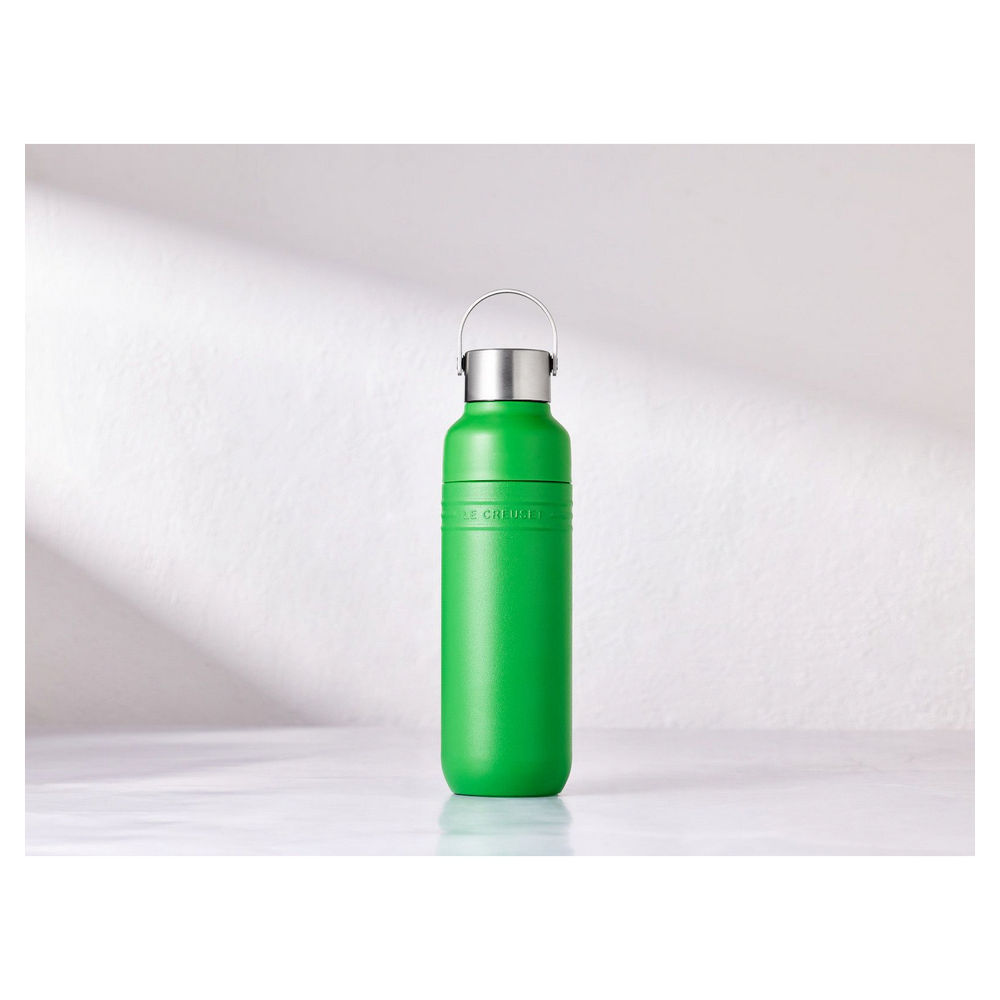 Le Creuset Trinkflasche On The Go 1000 ml  Bamboo Green Besteck & Aufbewahrung