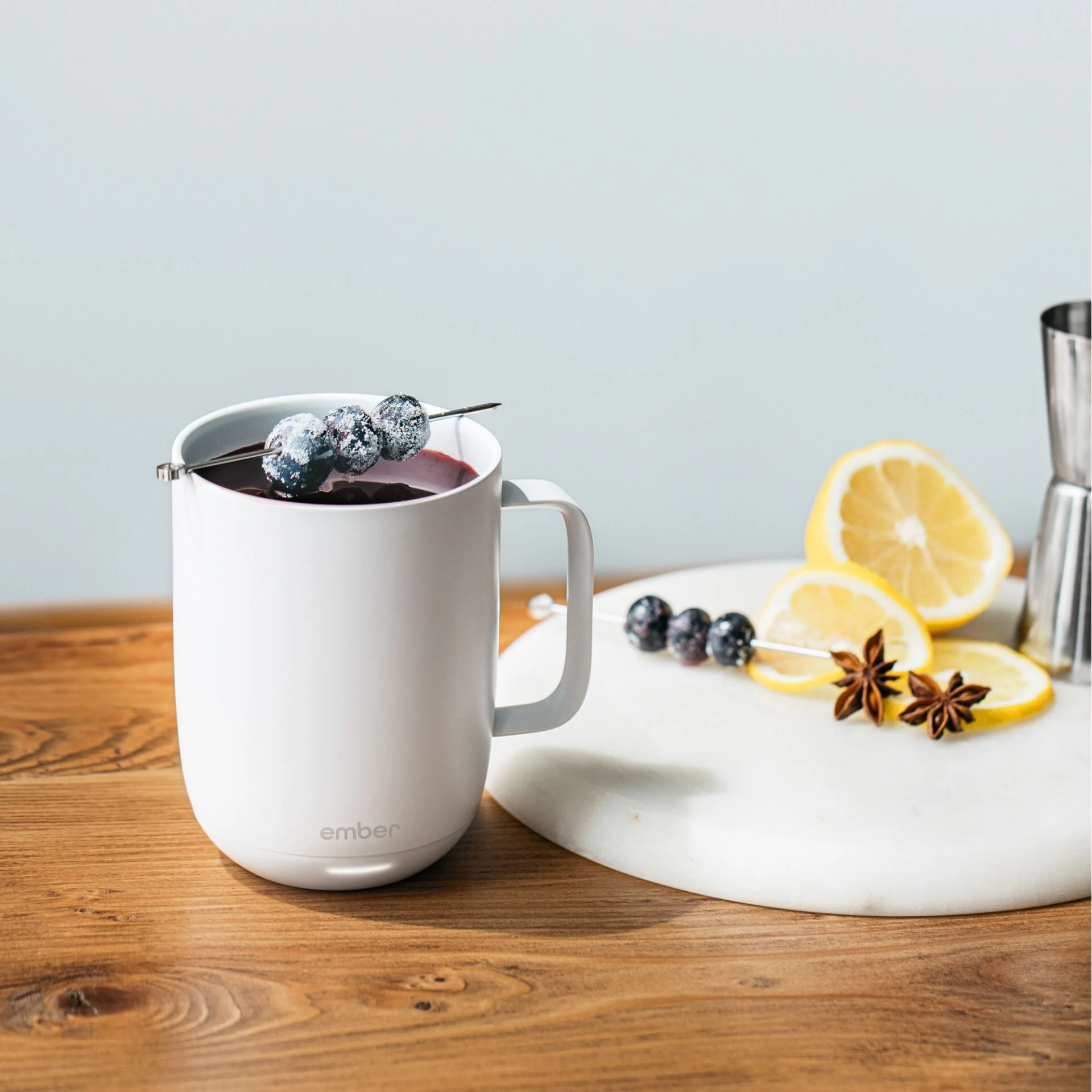 Ember Mug 10oz White Tee- & Thermoskannen