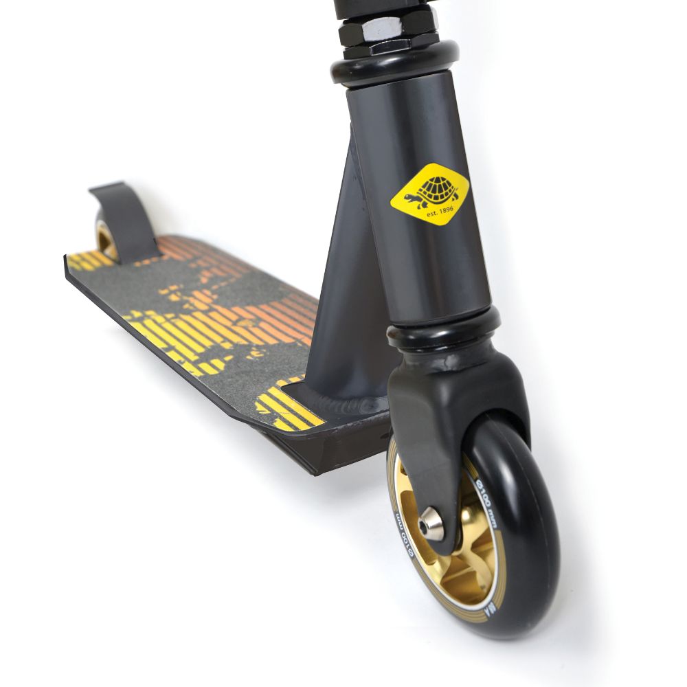 Schildkroet Stunt Scooter Untwist Fire Roller & Skateboards