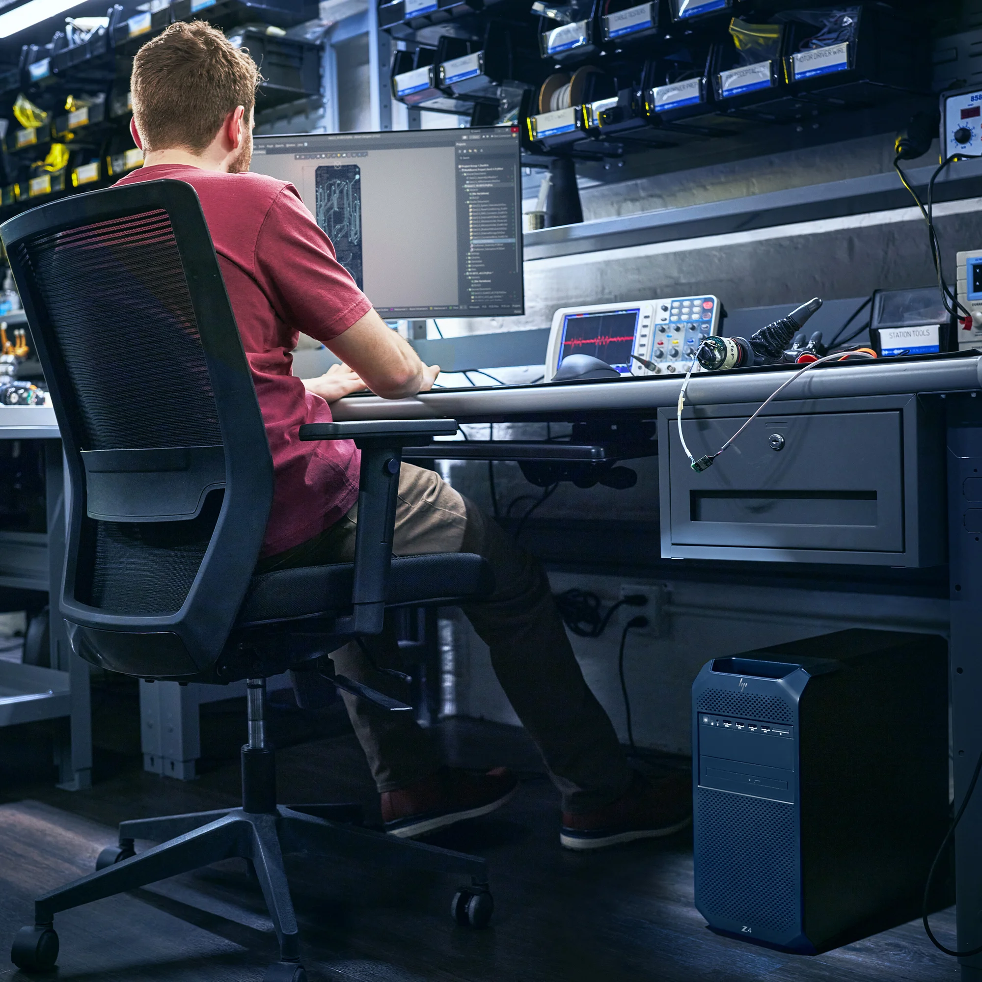 HP Z4 G5 Intel  Xeon  W W3 2535 64 GB DDR5 SDRAM 1 TB SSD NVIDIA RTX 4000 Ada Windows 11 Pro Tower Arbeitsstation AI Workstation Schwarz PC-Zubehoer