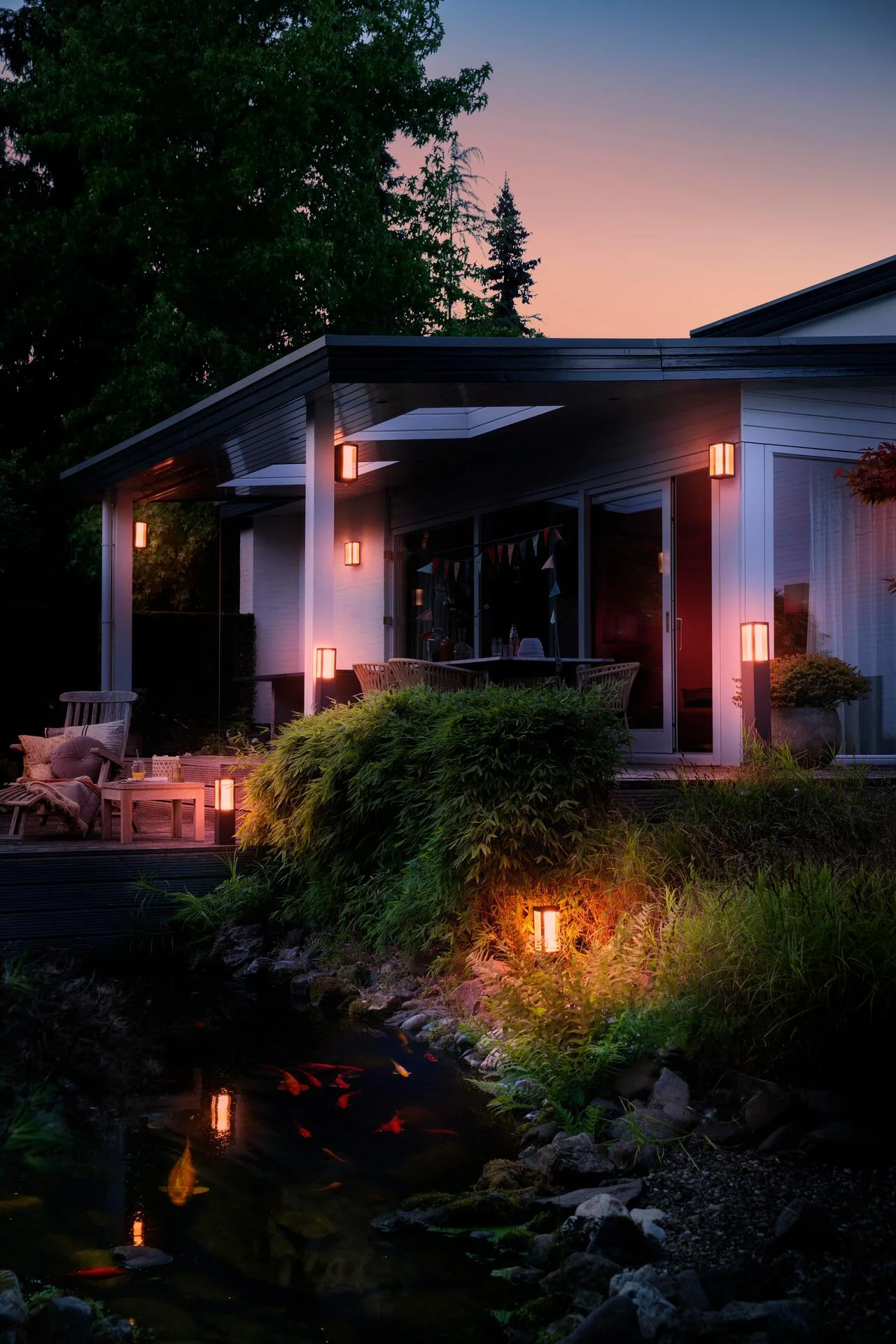 Philips Hue White Col Amb Impress Wandl schmal schwarz Leuchtmittel & Lampen