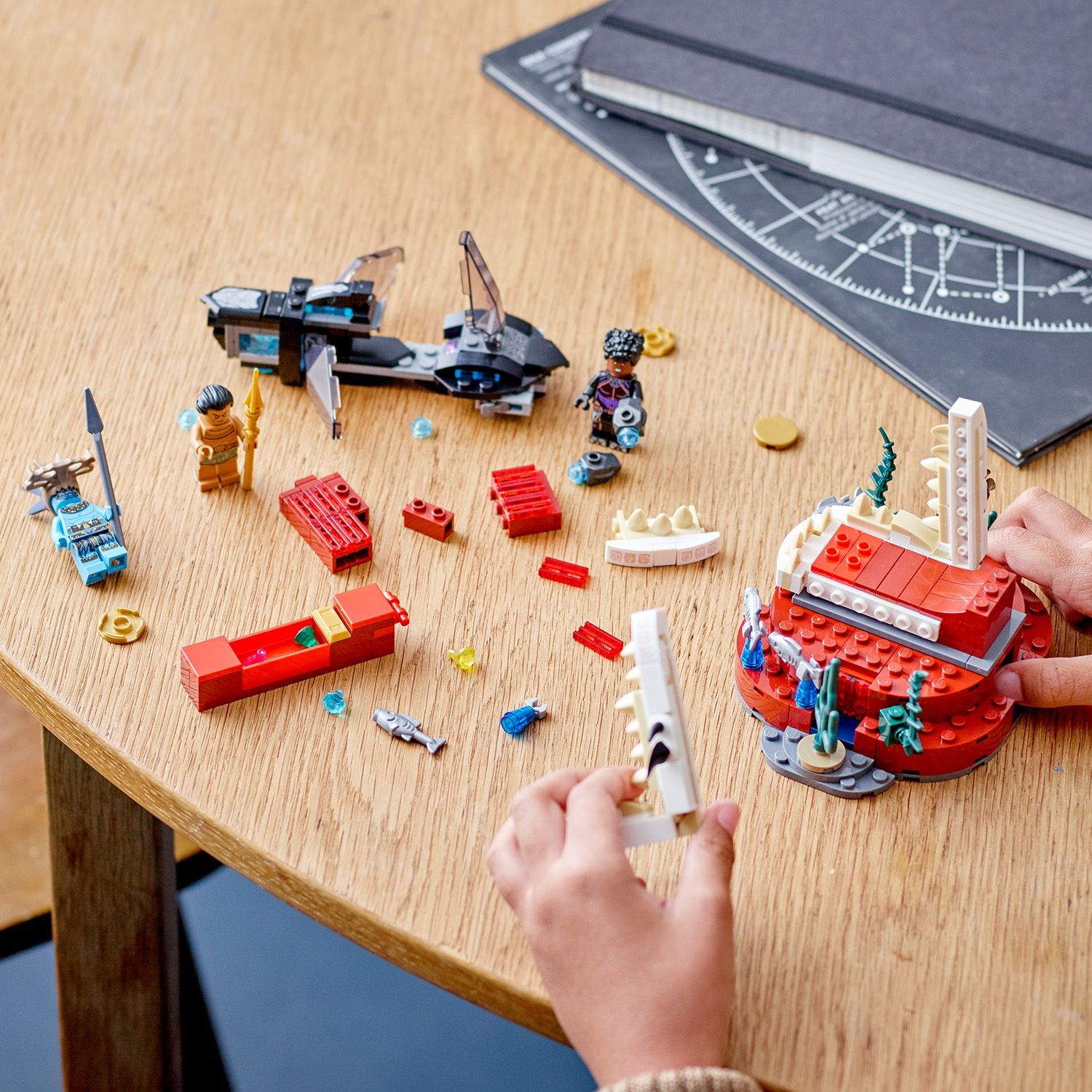 LEGO S H  Marvel  Knig Namors Thronsaal Spielwaren