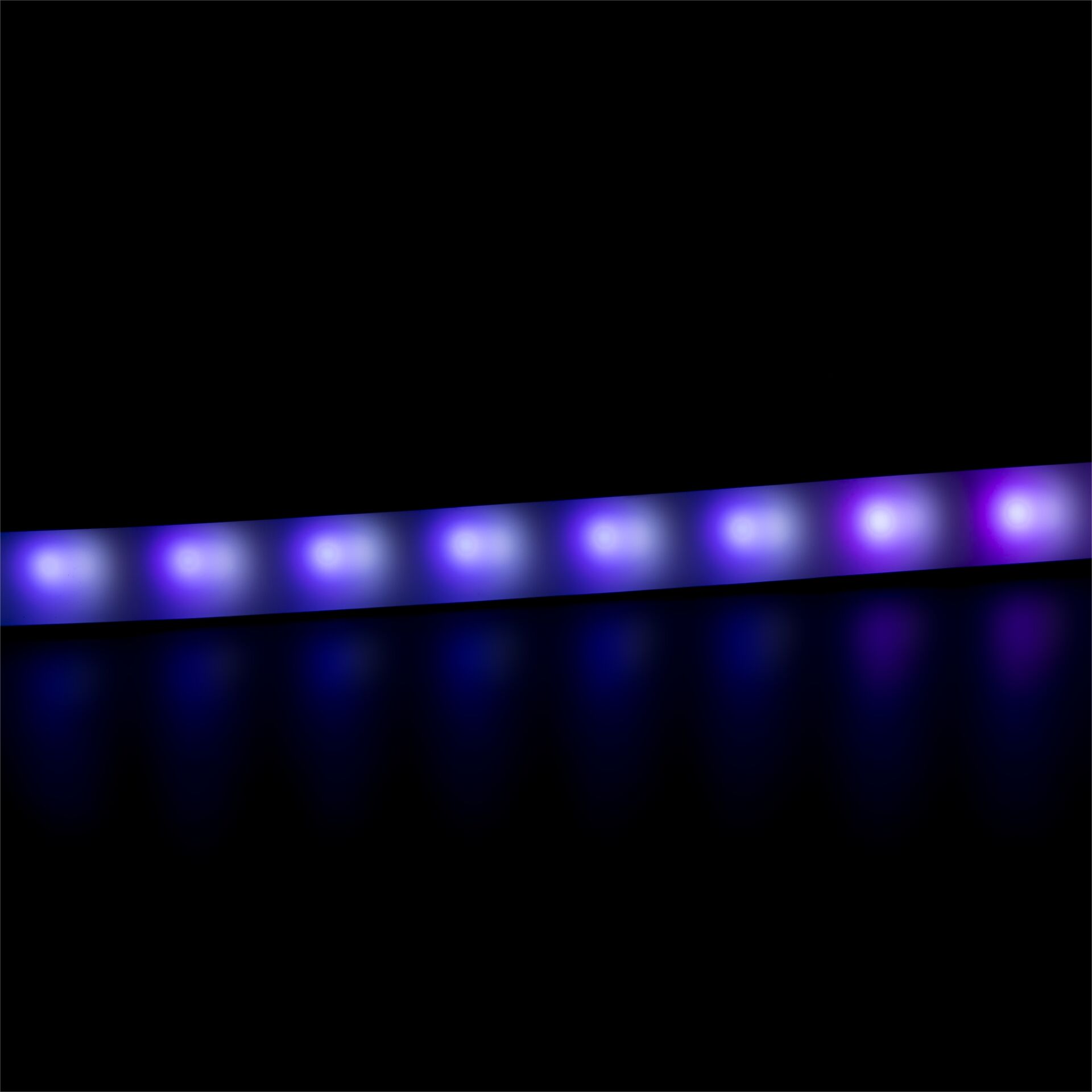 Philips Hue White and Color ambiance Hue Gradient Lightstrip Verlaengerung  1 Meter Beleuchtung