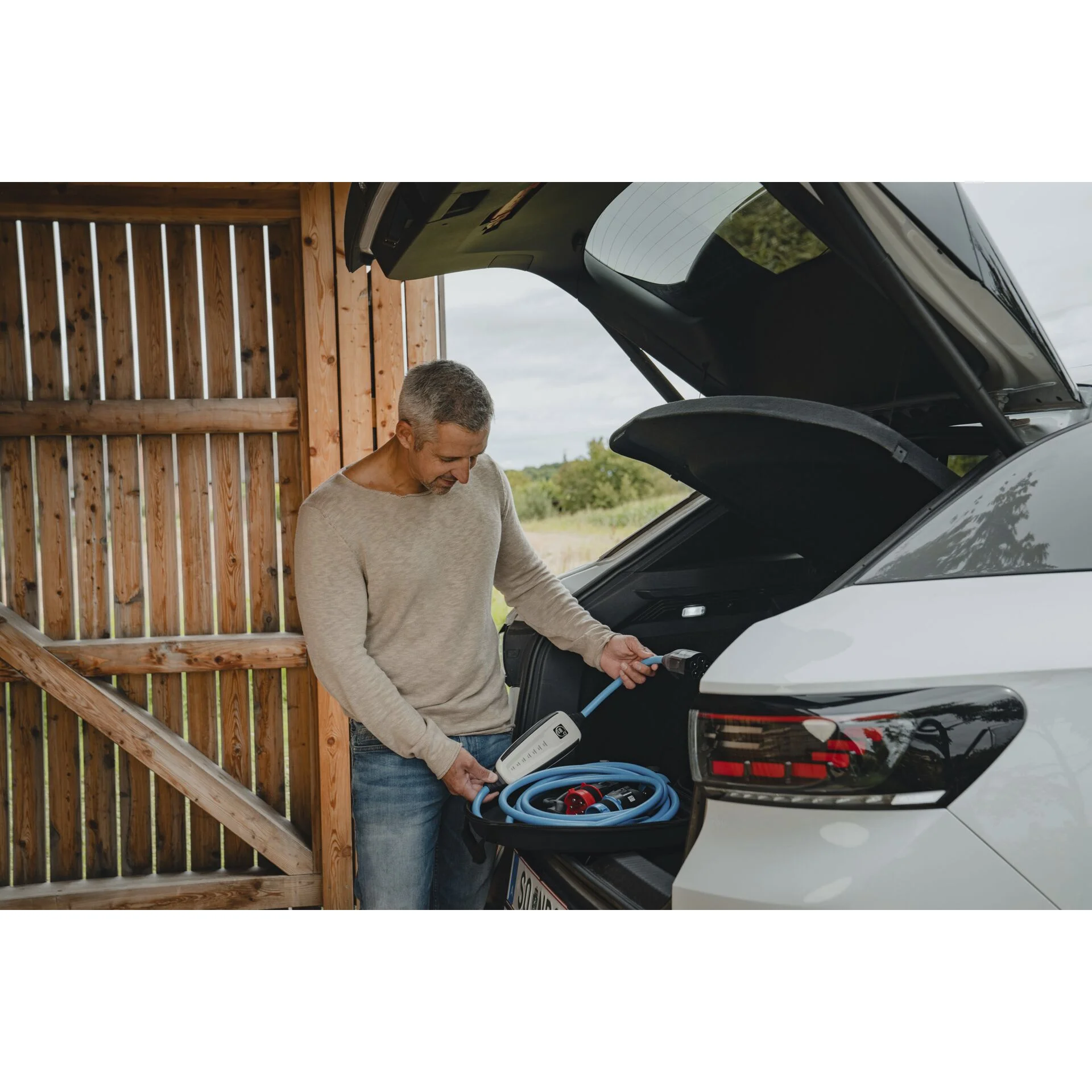 NRGkick 32A Pure fuer PV Nutzer 7 5m WLAN Werkzeug-Akkus