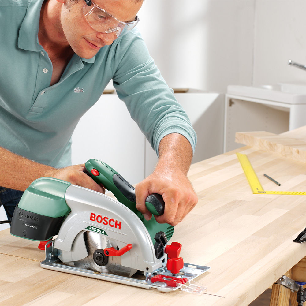 Bosch Handkreissaege PKS 55 A Bohrer & Schrauber