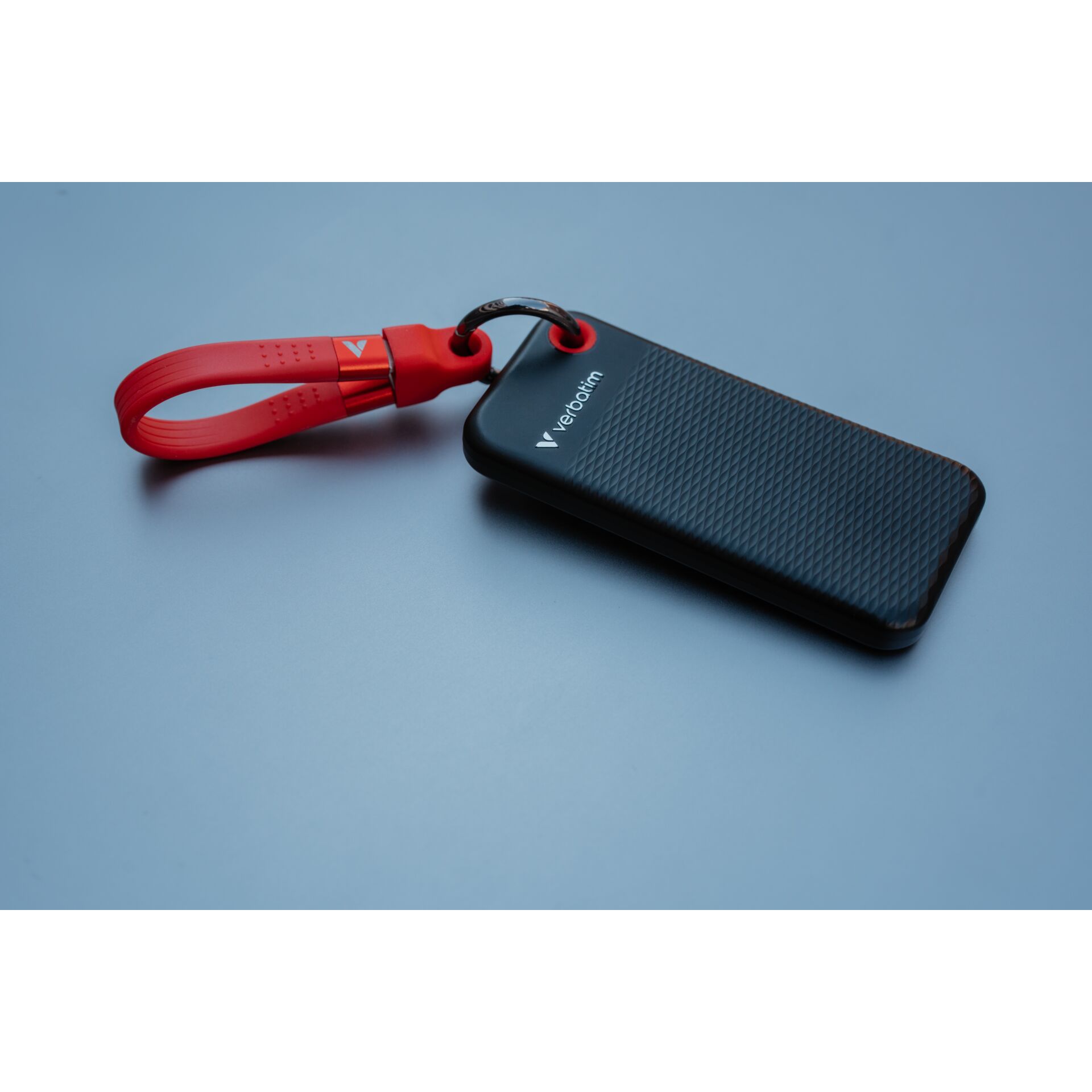 Verbatim Pocket SSD USB 3 2 2TB Black Red 32196 Speichermedien