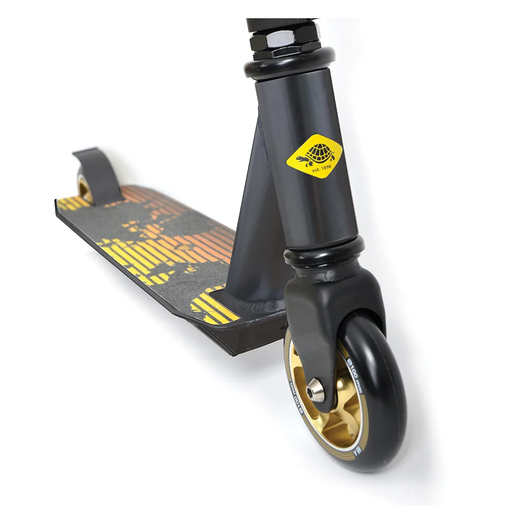 Schildkroet Stunt Scooter Untwist Fire Roller & Skateboards
