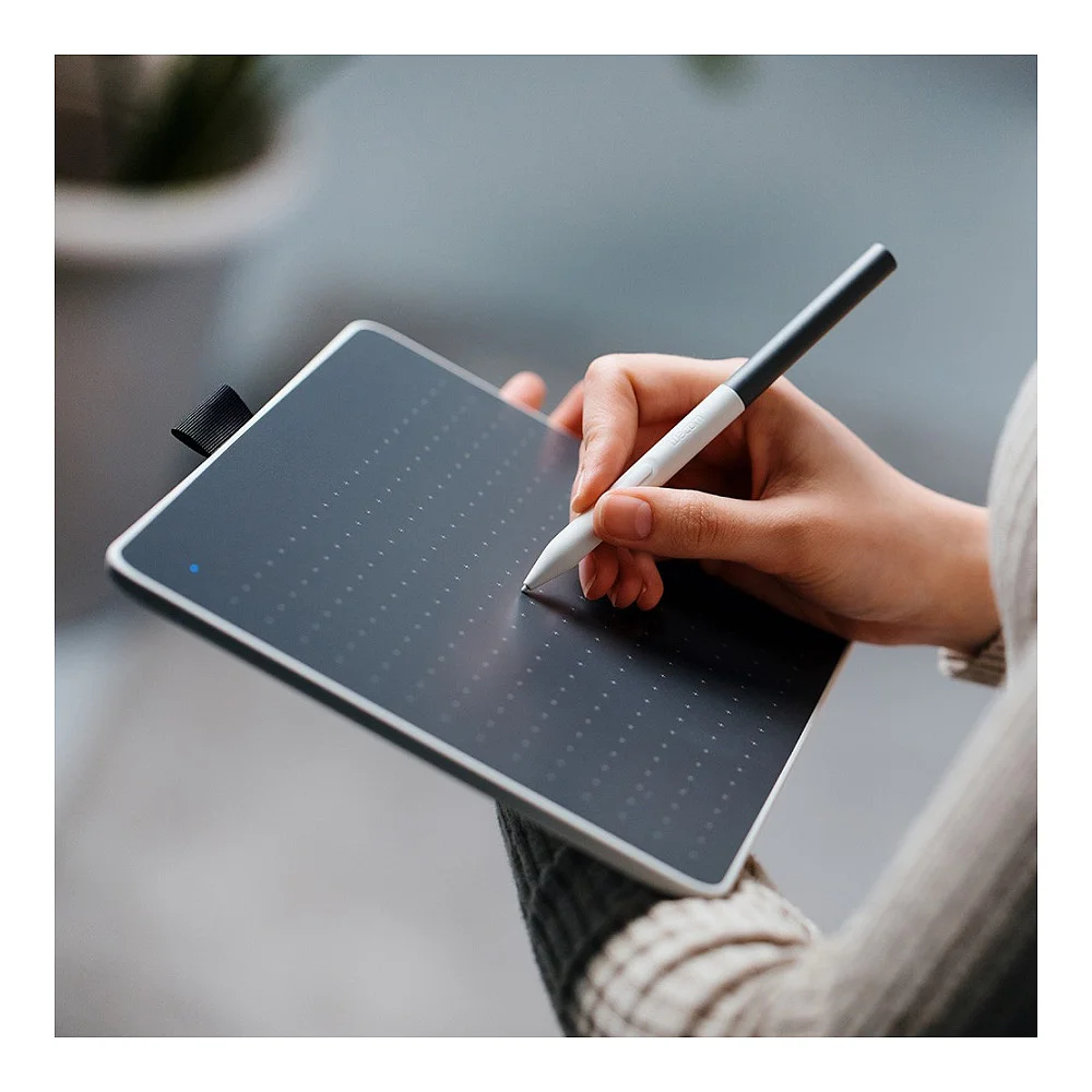 Wacom ONE PEN TABLET SMALL   N Notebooks & E-Book Reader