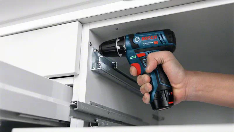 Bosch GSR 12V 15 Vorteils Set Akku Bohrschrauber Bohrer & Schrauber