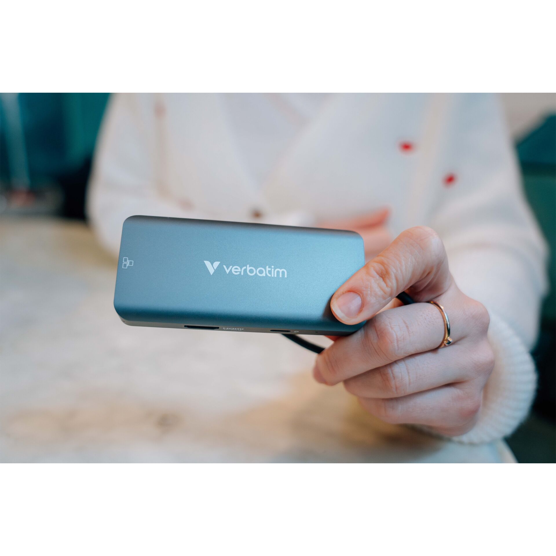 Verbatim USB C Essentials Multi  Port Hub 6 Port with RJ45 32157 Akkus Powerbanks & Kabel