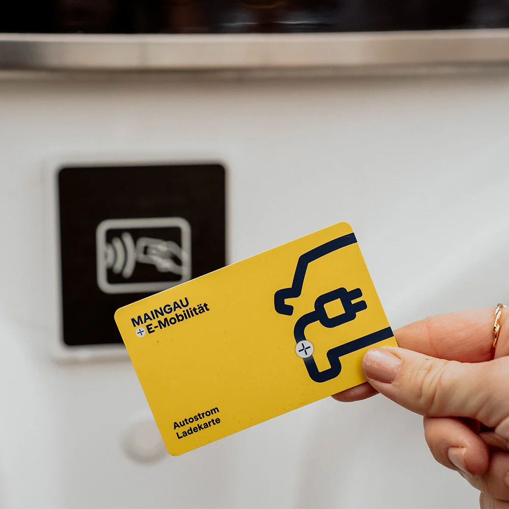 MAINGAU Autostrom Ladekarte gelb Wallboxen
