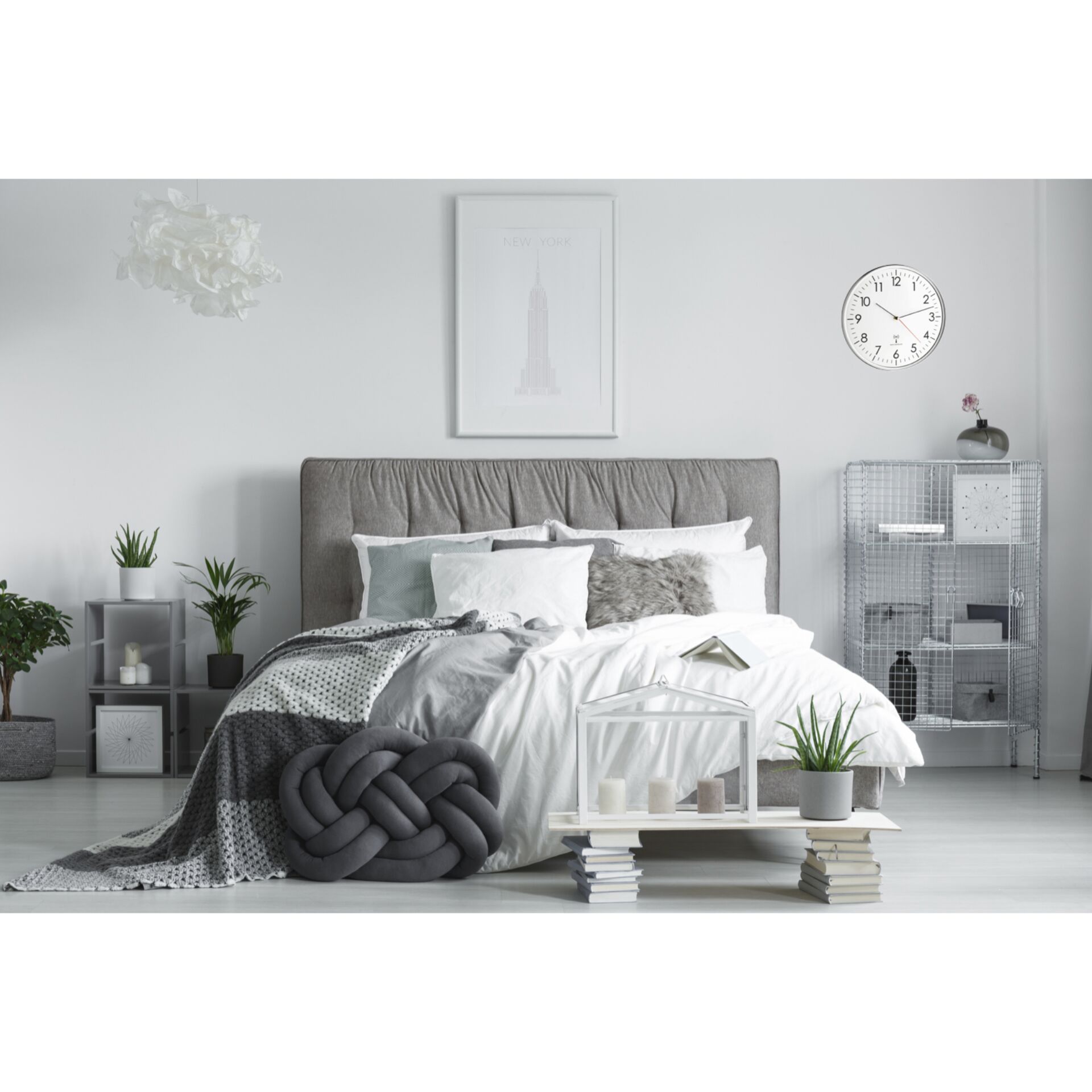 TFA Dostmann TFA 60 3514 weiss silber Analoge Funk Wanduhr Uhren