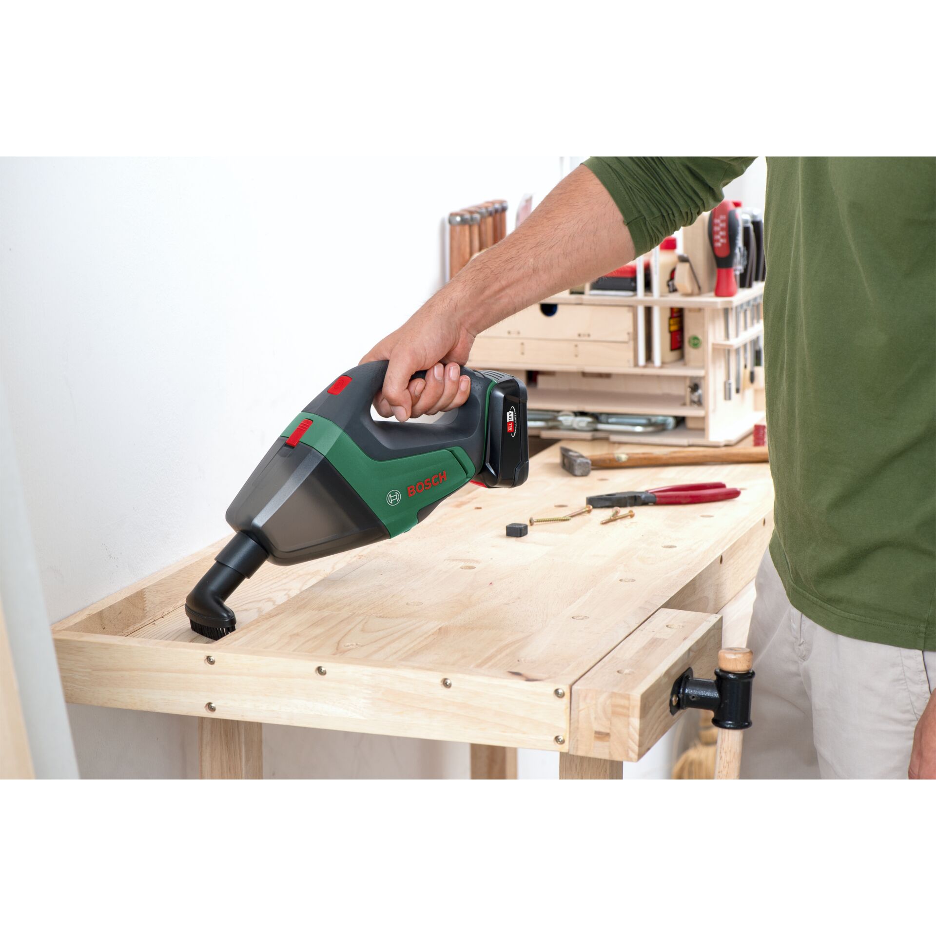Bosch UniversalVac 18 Baretool Staubsauger & Reiniger