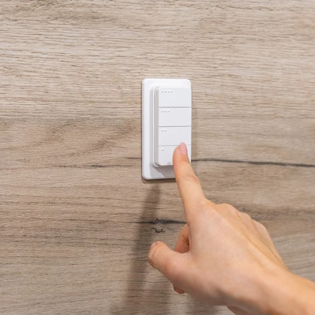 Shelly Plug   Play Blu RC Button 4 Fernbedienung inkl  Magnethalter 4 fach 16 Aktionen Weiss Smart Home Zubehoer
