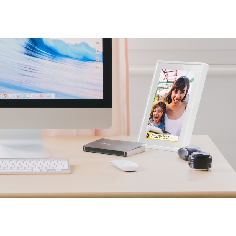 Braun DigiFrame 1019 WiFi 25 7cm  10 1  weiss Video & Audio