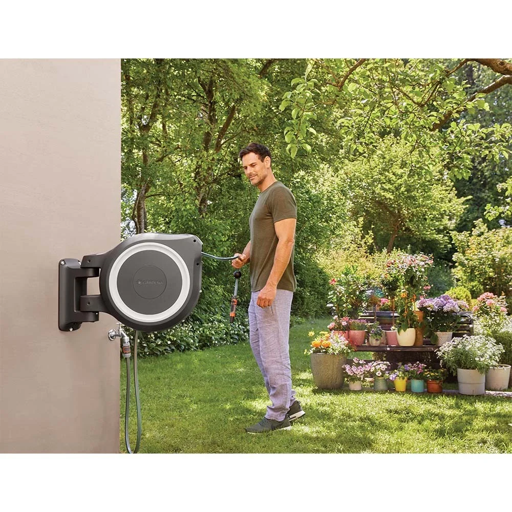 GARDENA Wand Schlauchbox RollUp XL  weiss  35 m Gartenbewaesserung