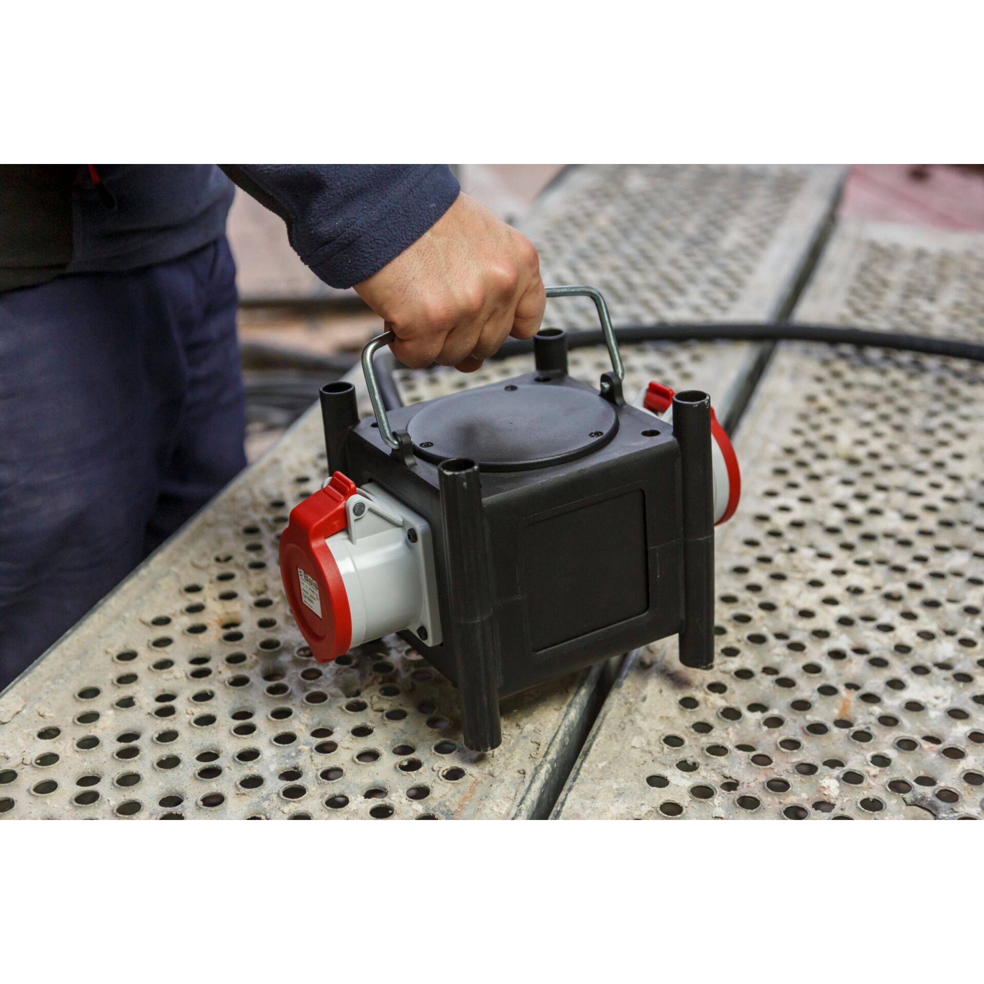 Brennenstuhl Komp  Verteiler BSV 3 MINI  TPE Akkus Powerbanks & Kabel