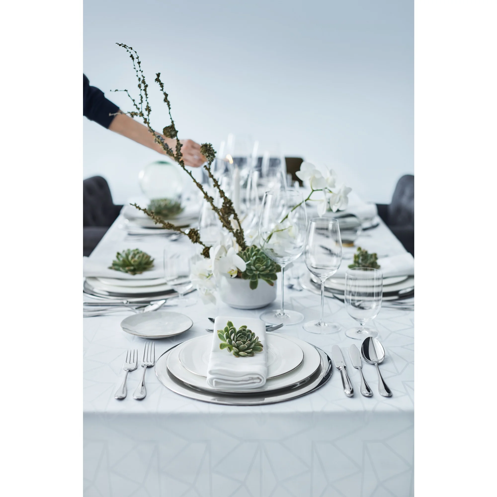 WMF Premiere 1119916340 Besteck Set 30 Stueck e  Edelstahl Besteck & Aufbewahrung