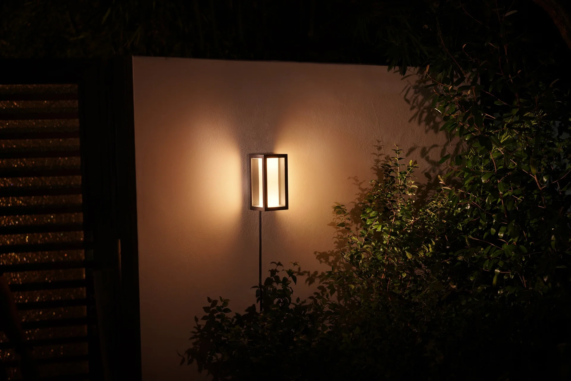 Philips Hue White   Color Ambiance Impress Wandleuchte schmal Schwarz Deckenleuchten Dekoleuchten