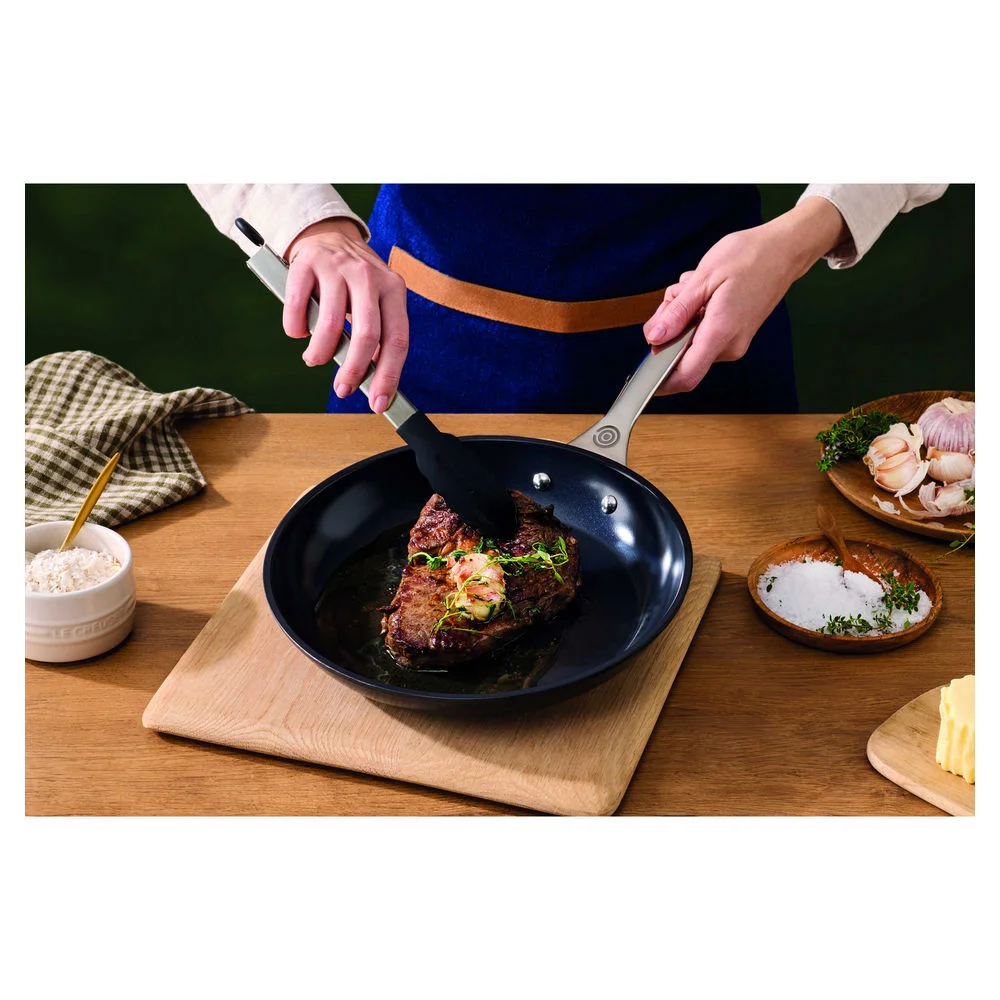 Le Creuset Keramik Antihaft Pfannen Set Essential  2 tlg  Pfannen & Toepfe