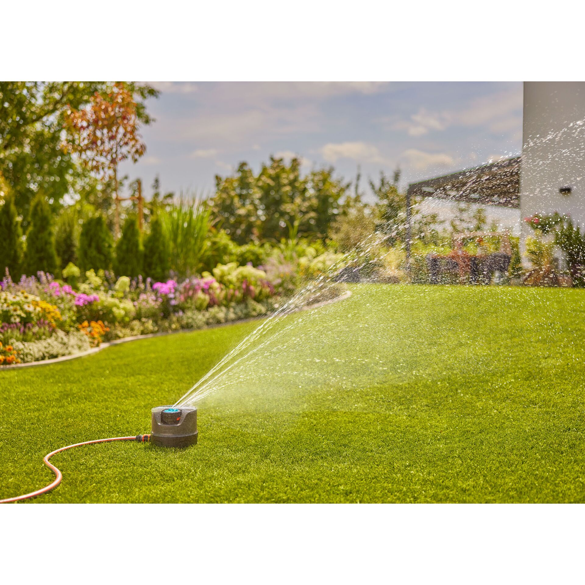 GARDENA AquaPrecise ueberirdisch Gartenbewaesserung