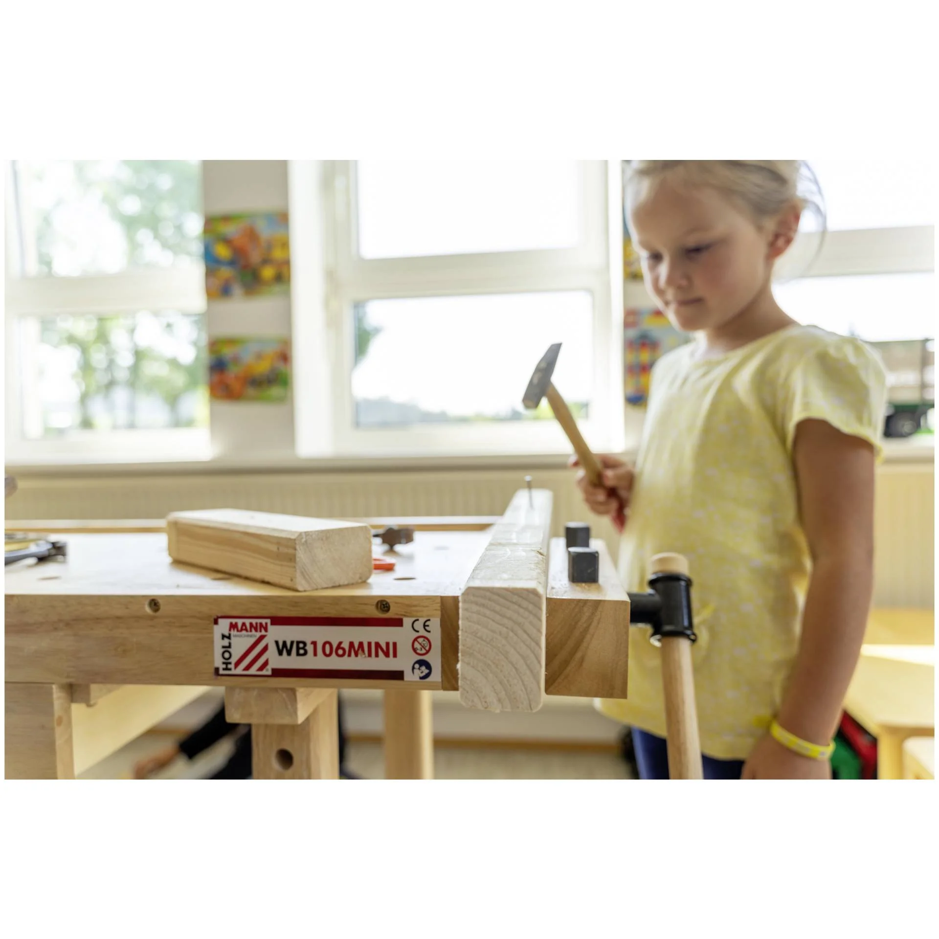 Holzmann WB 106 Mini Kinder Werkbank Spielkuechen & -werkbaenke