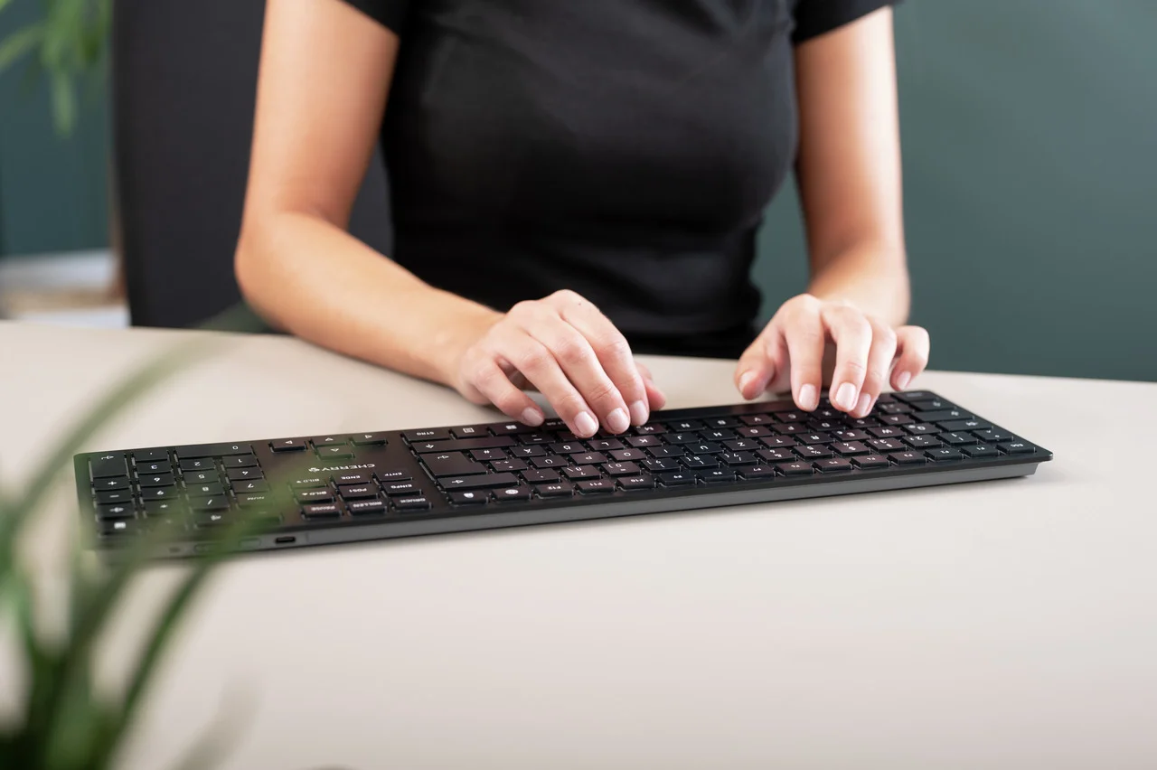 CHERRY KW 9100 SLIM   Tastatur wireless silver QWERTZ DE Tastaturen & Maeuse