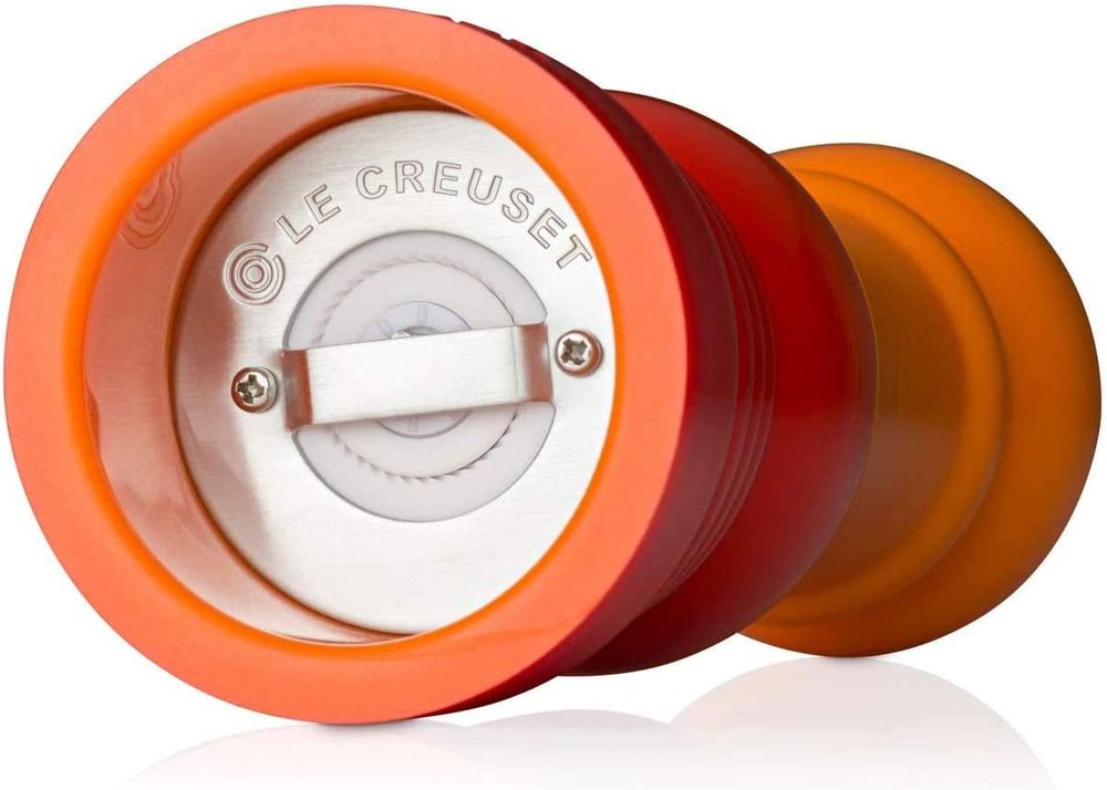Le Creuset Pfeffermuehle  21 cm  ofenrot Kueche