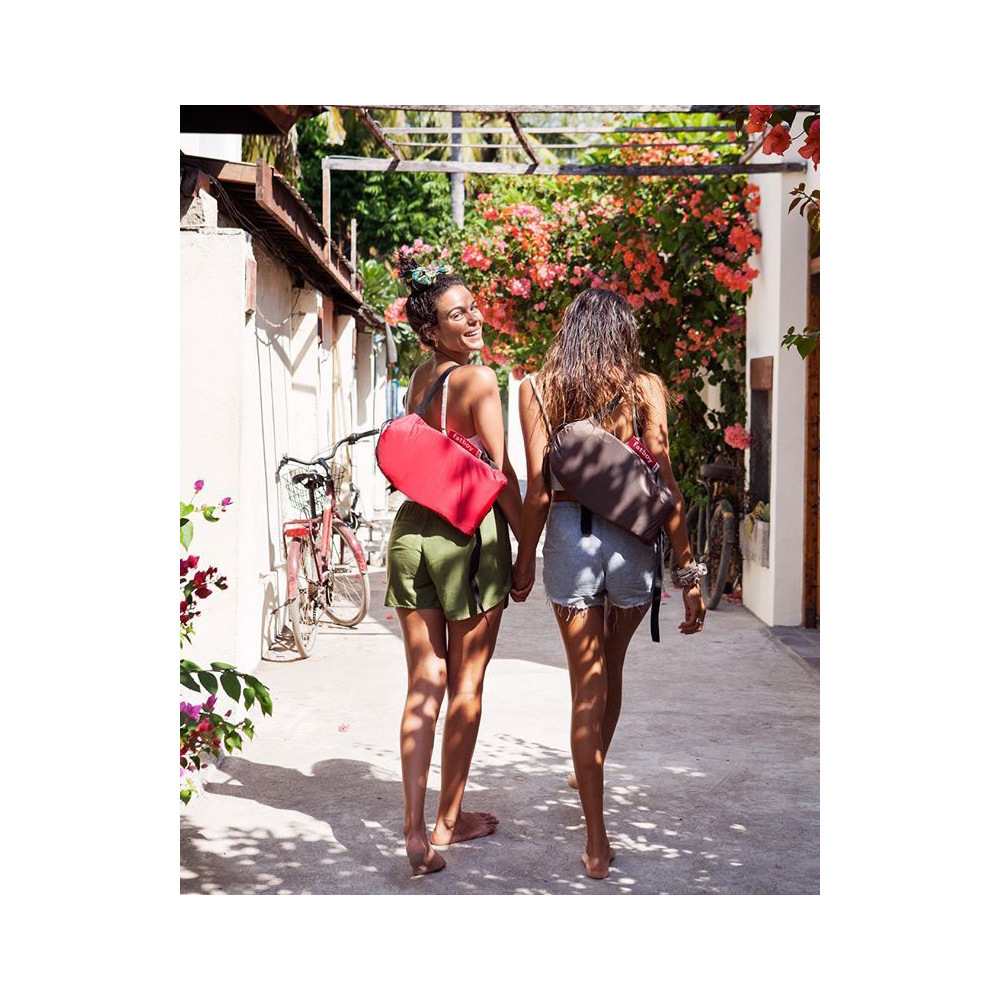 Fatboy Air Couch Lamzac 2 0  rot Heimwerken & Garten