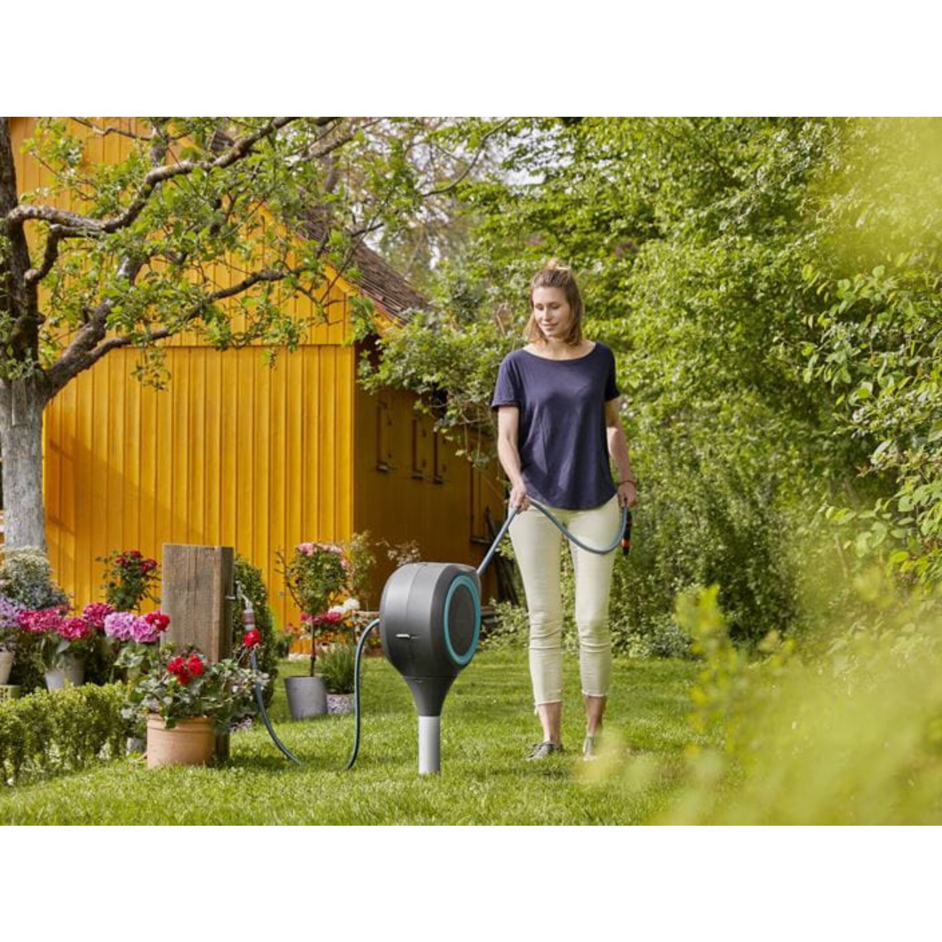 GARDENA Garten Schlauchbox RollUp S  tuerkis  15 m Gartenbewässerung