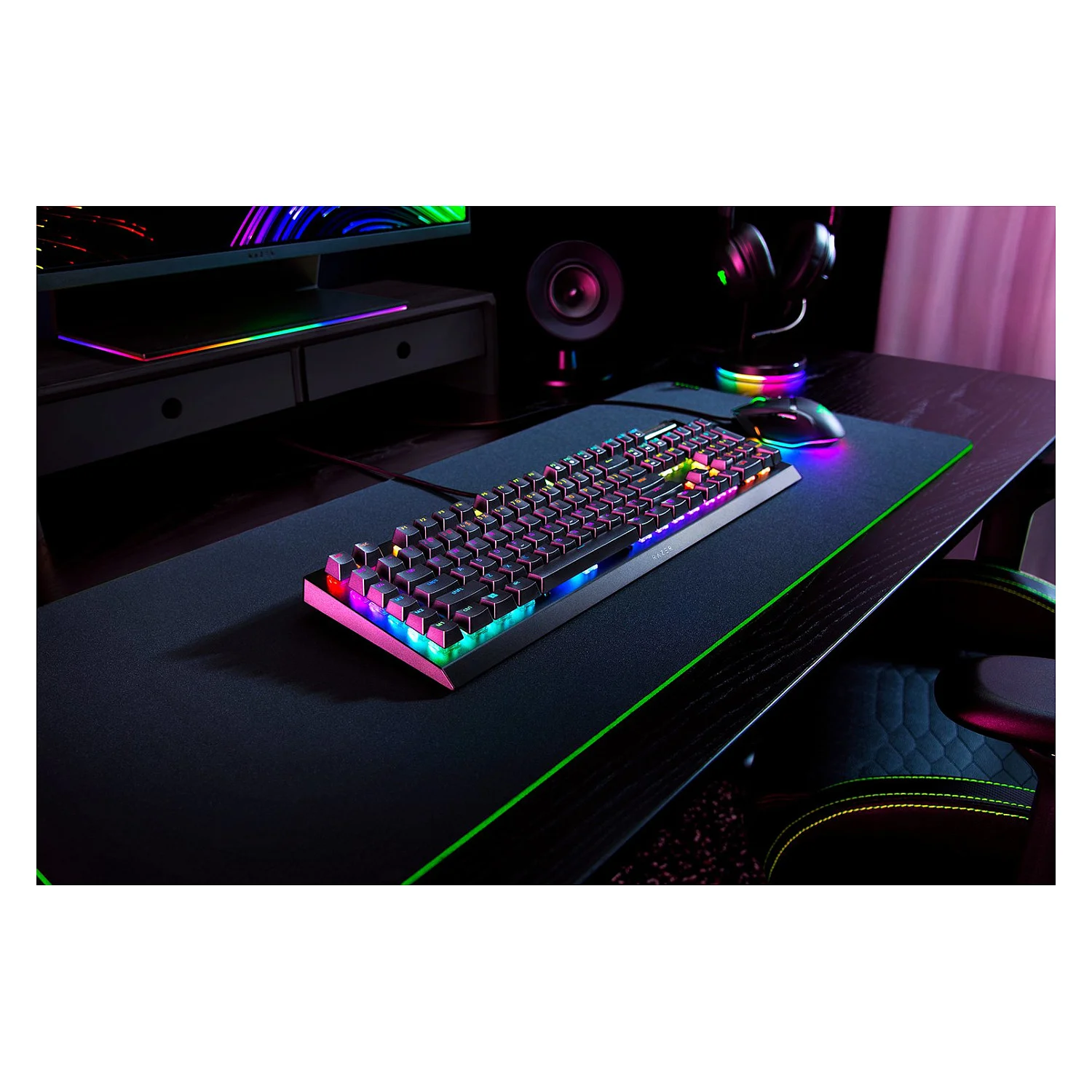 Razer BlackWidow V4 X Green Switches Tastatur Tastaturen & Maeuse