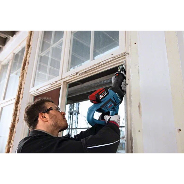 Bosch GSA 18V 32 Akku Saebelsaege inkl  Koffer Saegen