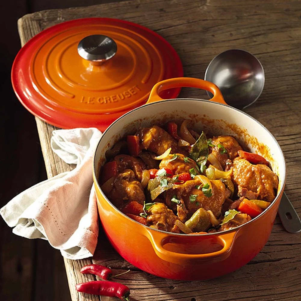 Le Creuset Signature Braeter rund 18 cm ofenrot Kuechenkleingeraete