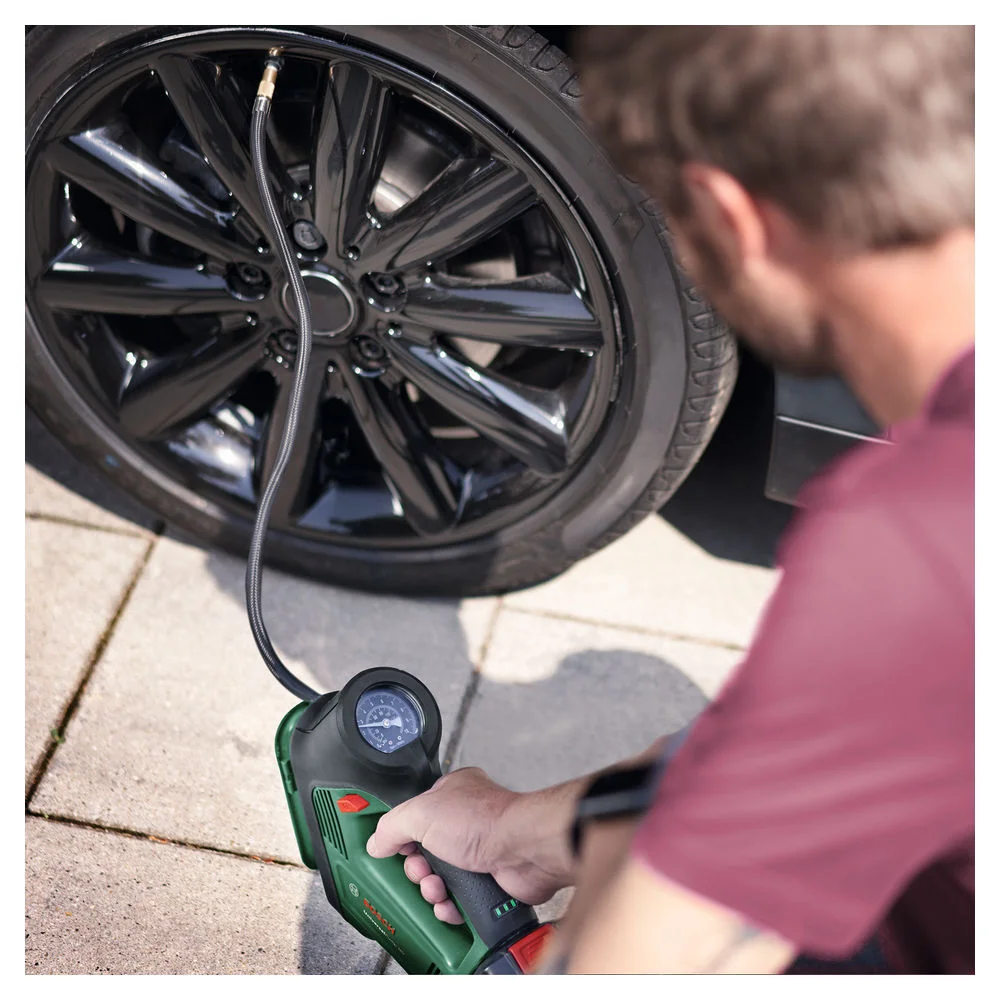 Bosch Akku Druckluftpumpe UniversalPump  18 Volt Gartenmaschinen