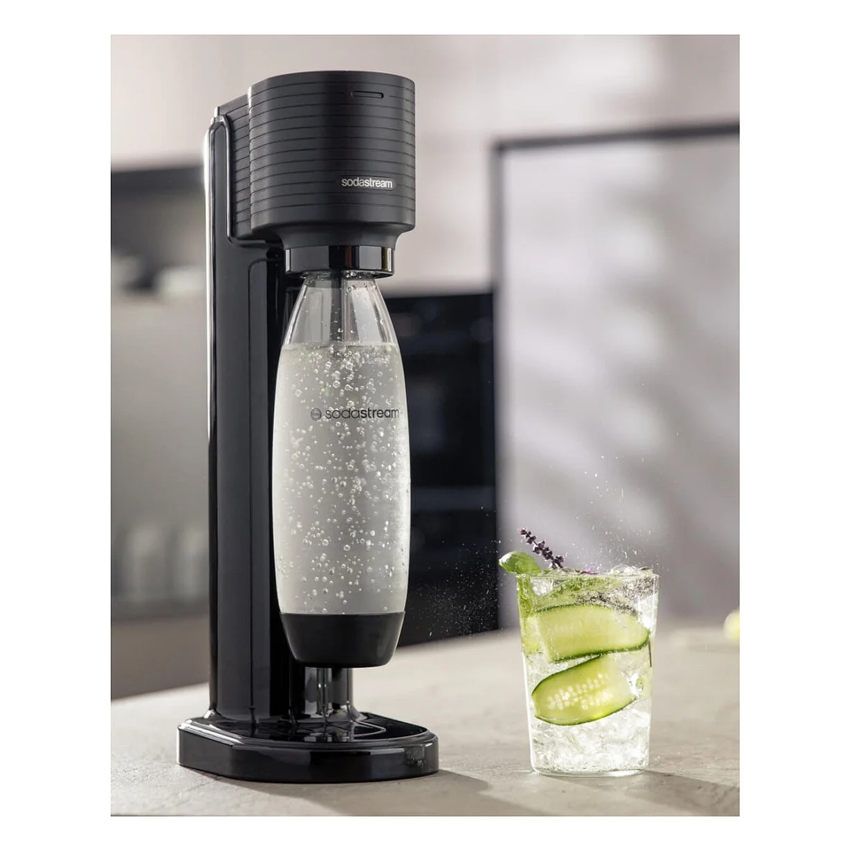 SodaStream gaia  schwarz  Kuechenkleingeraete